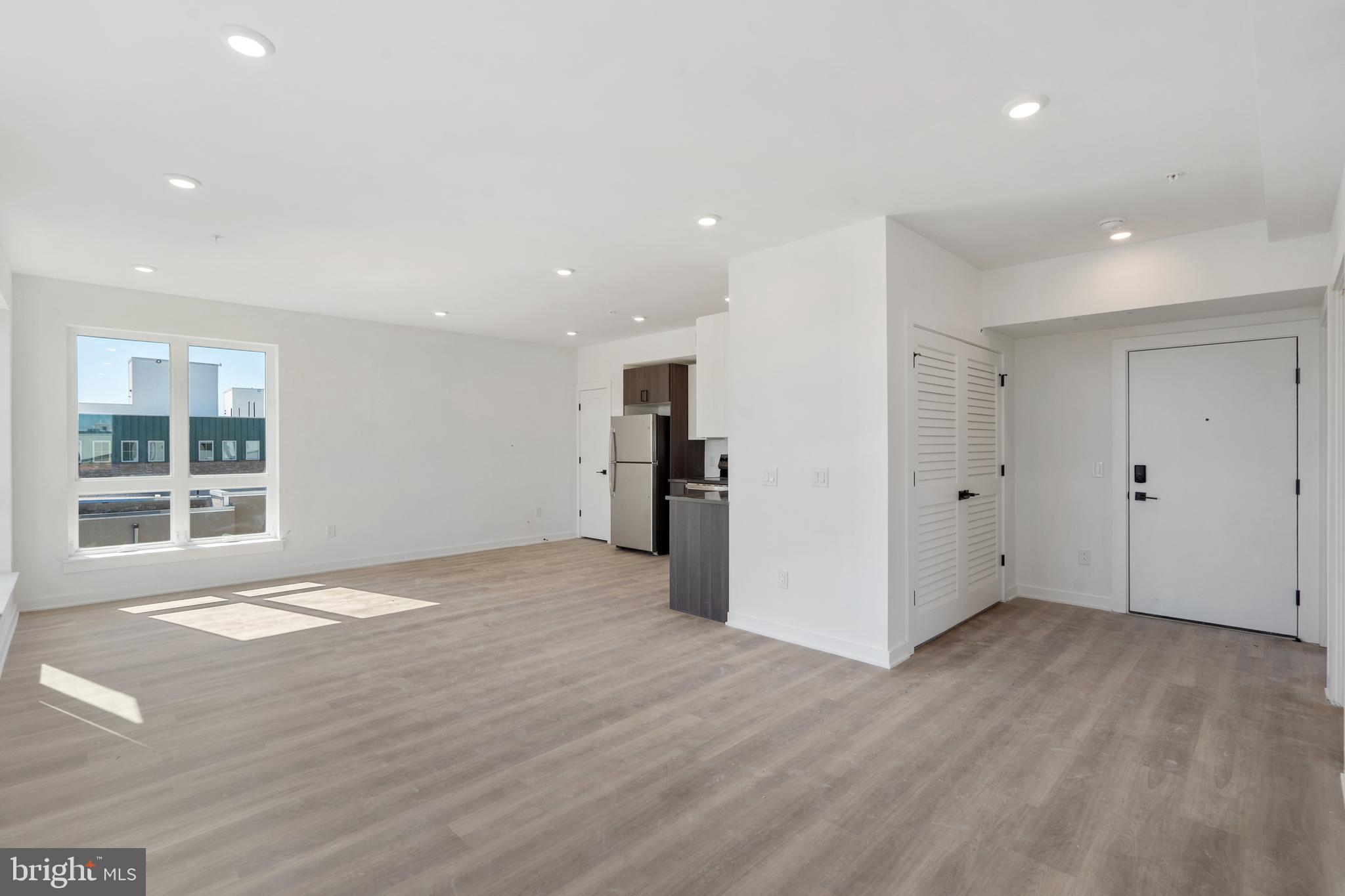 EAST KENSINGTON - Residential Lease