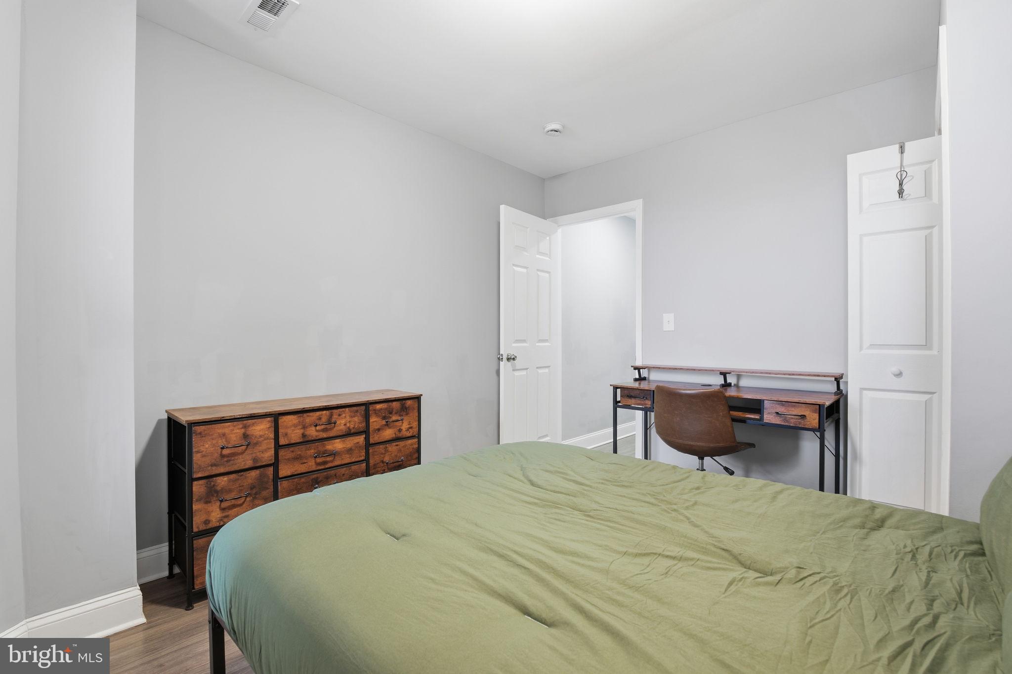 CHARLES VILLAGE - Residential