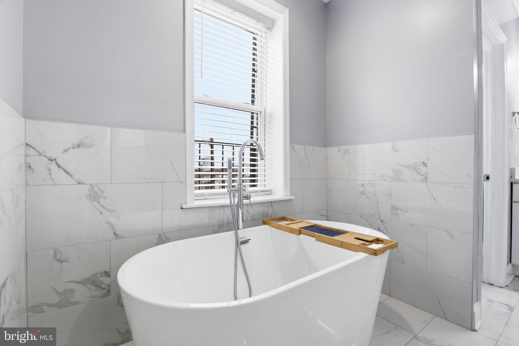 CHARLES VILLAGE - Residential