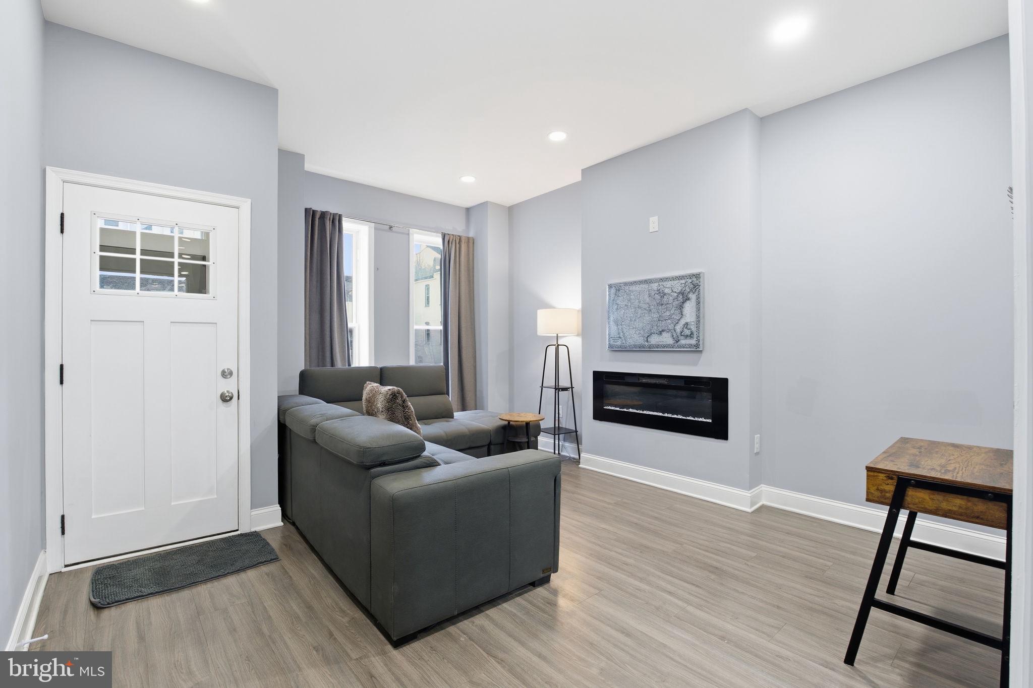 CHARLES VILLAGE - Residential