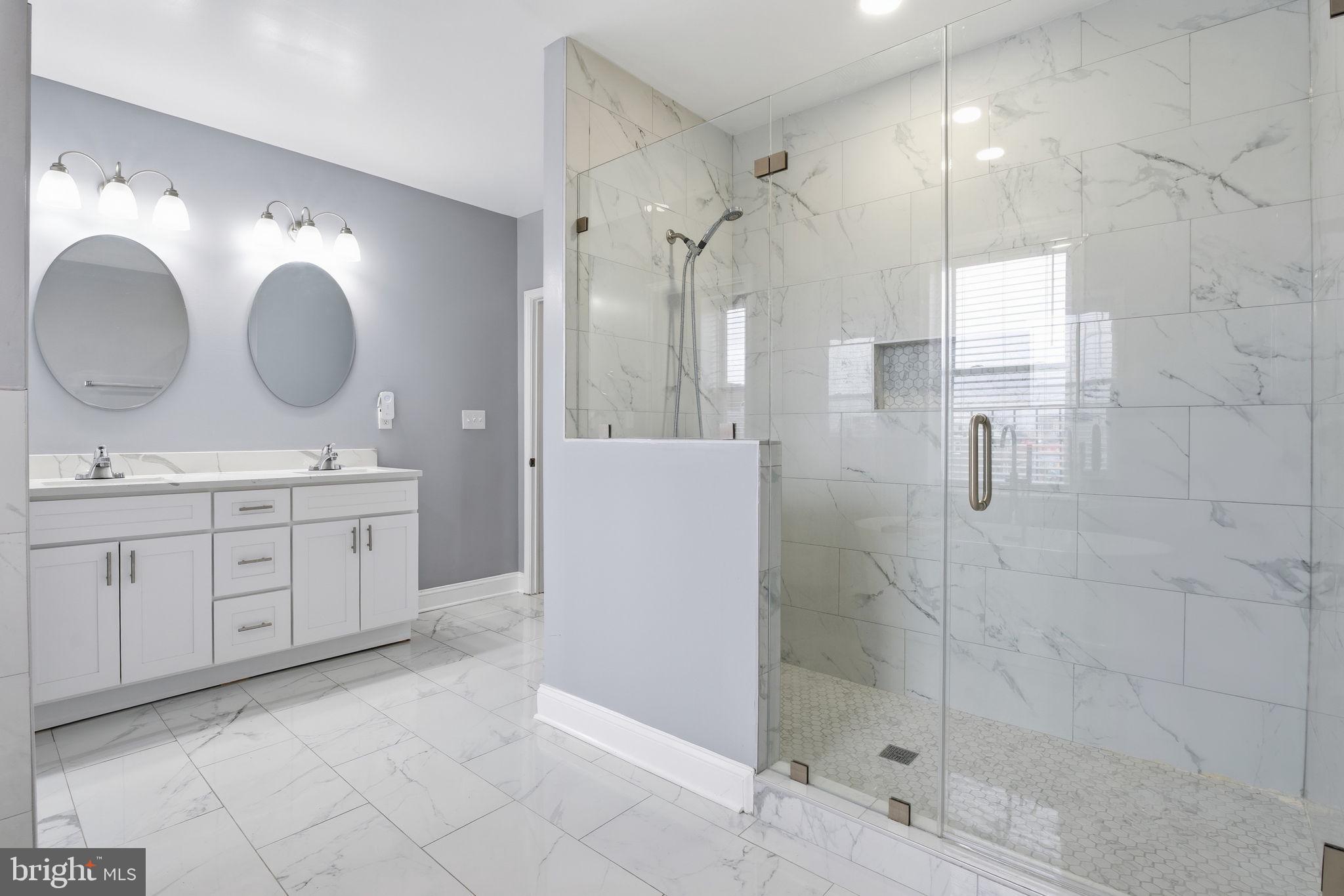 CHARLES VILLAGE - Residential