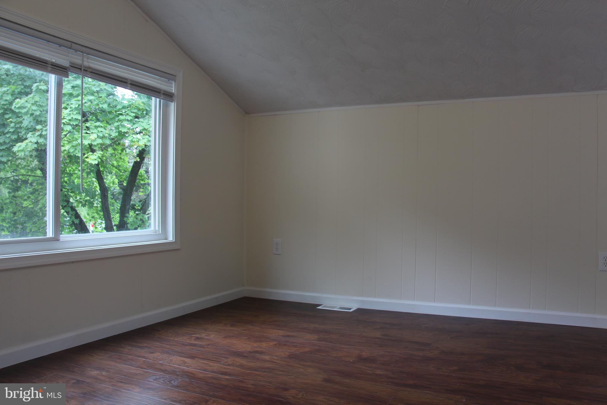 SUGARLAND RUN - Residential