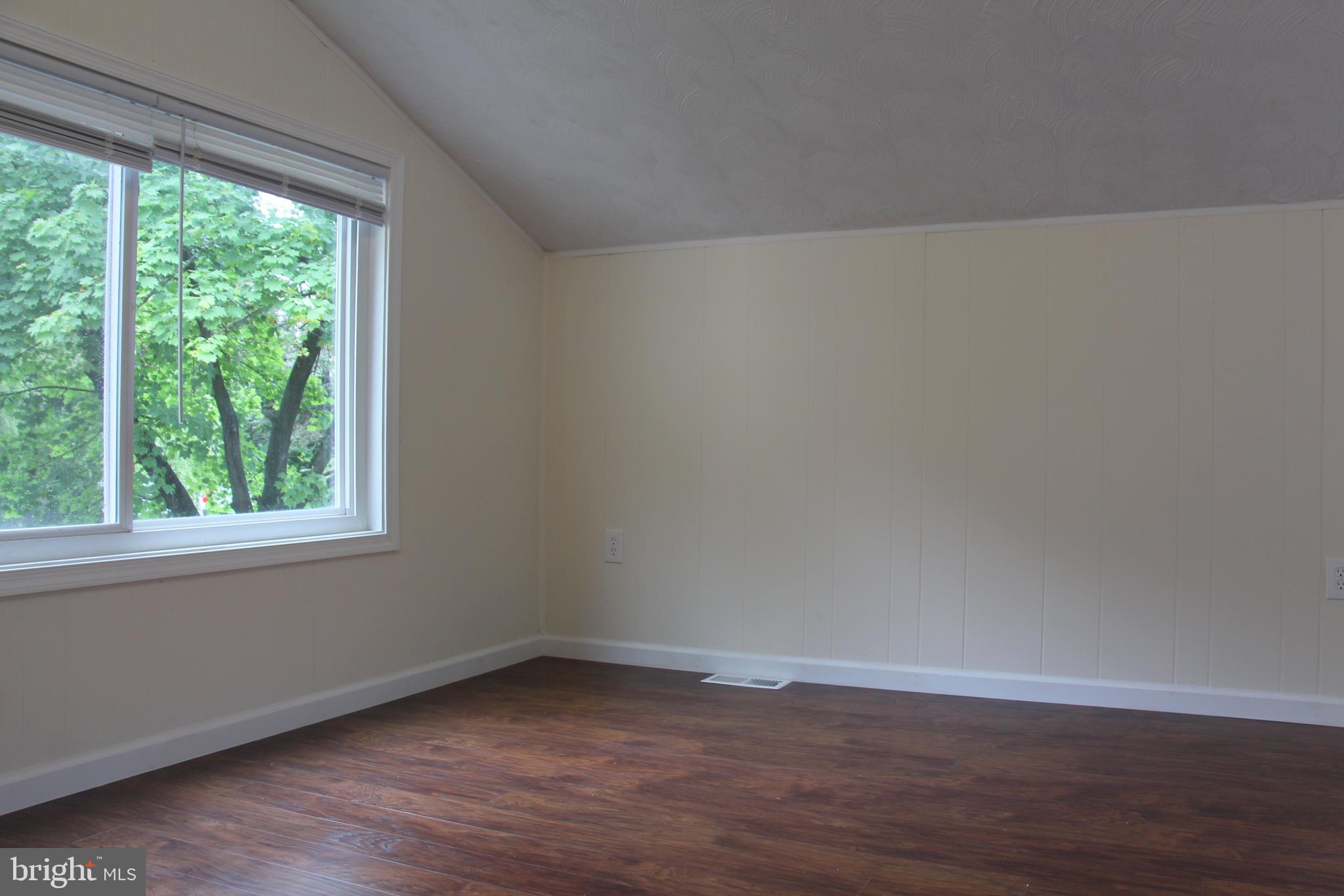 SUGARLAND RUN - Residential