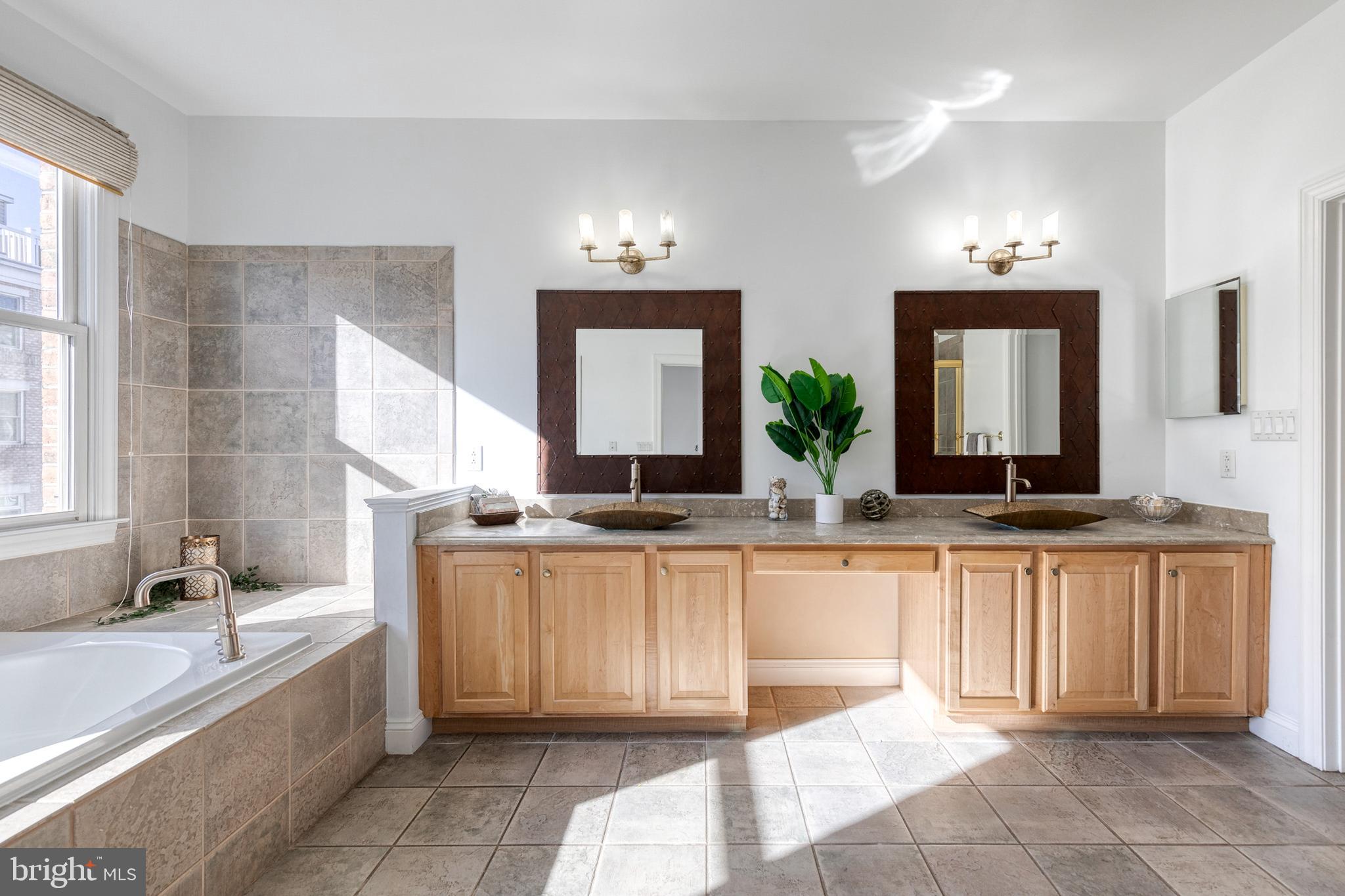 HARBORVIEW - Residential