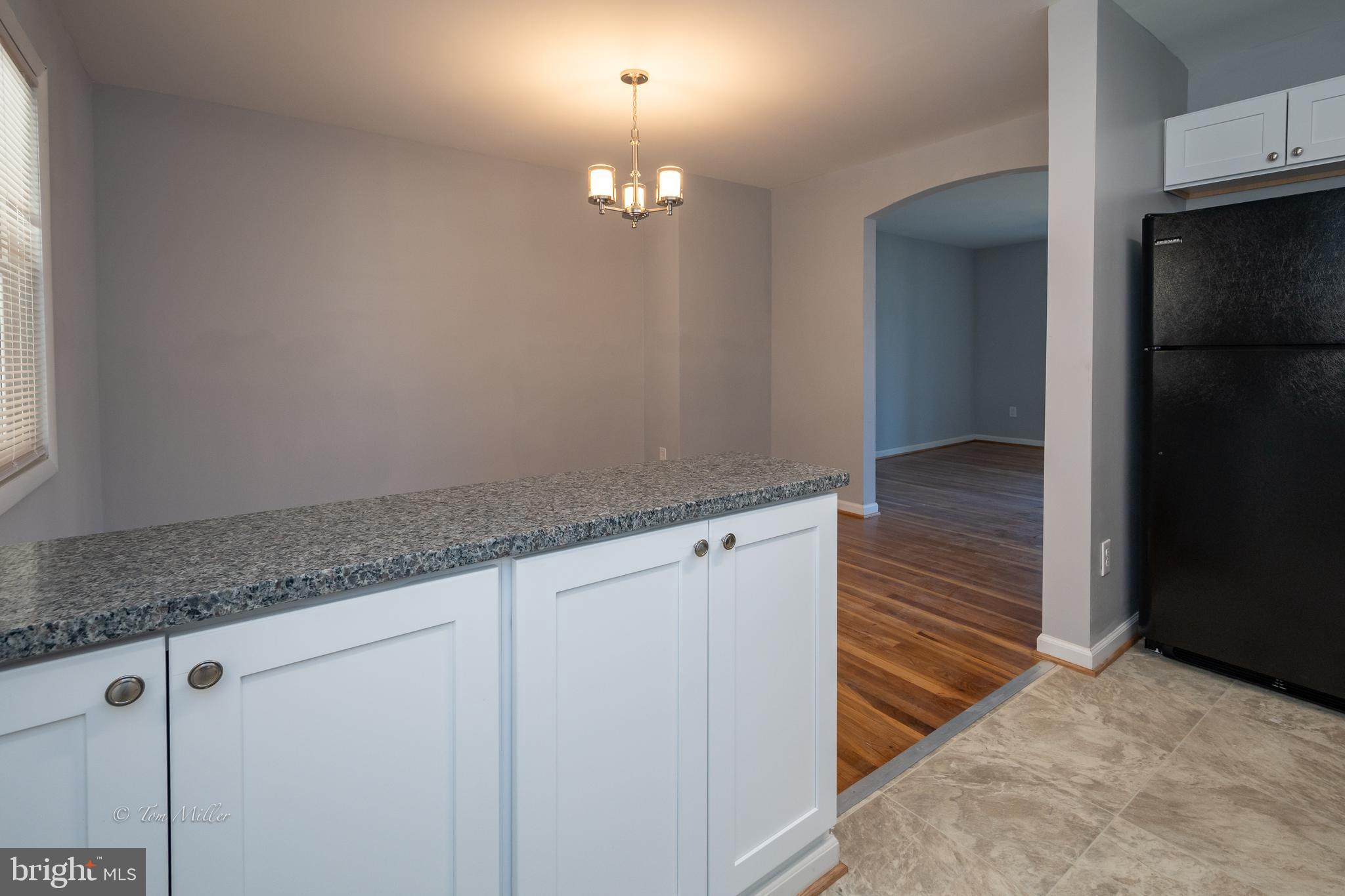 CHARLESMONT - Residential Lease