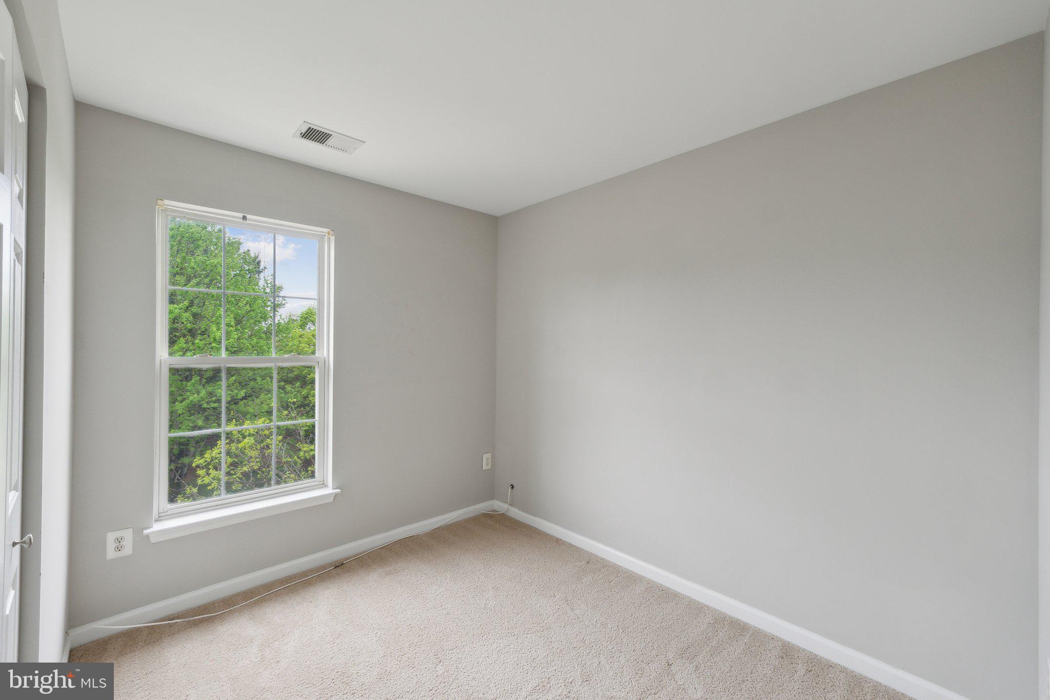 OATLAND FARM - Residential Lease