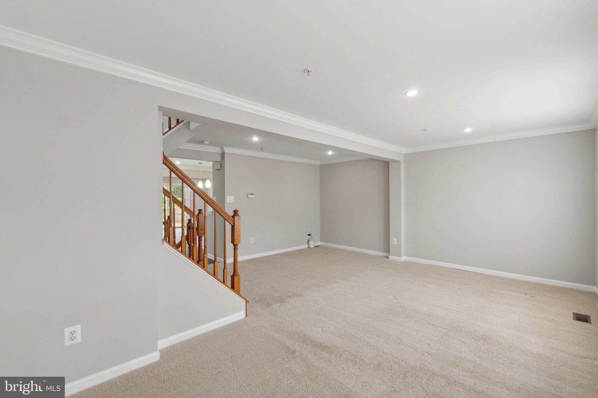 OATLAND FARM - Residential Lease