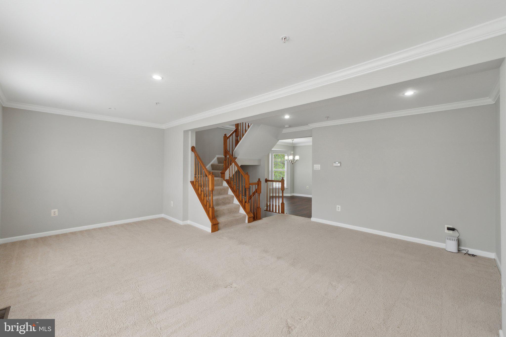 OATLAND FARM - Residential Lease