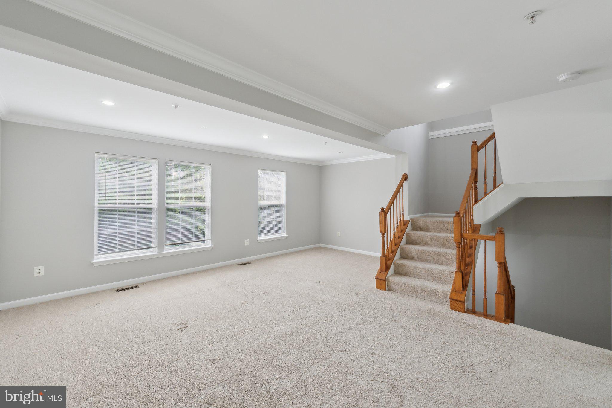 OATLAND FARM - Residential Lease