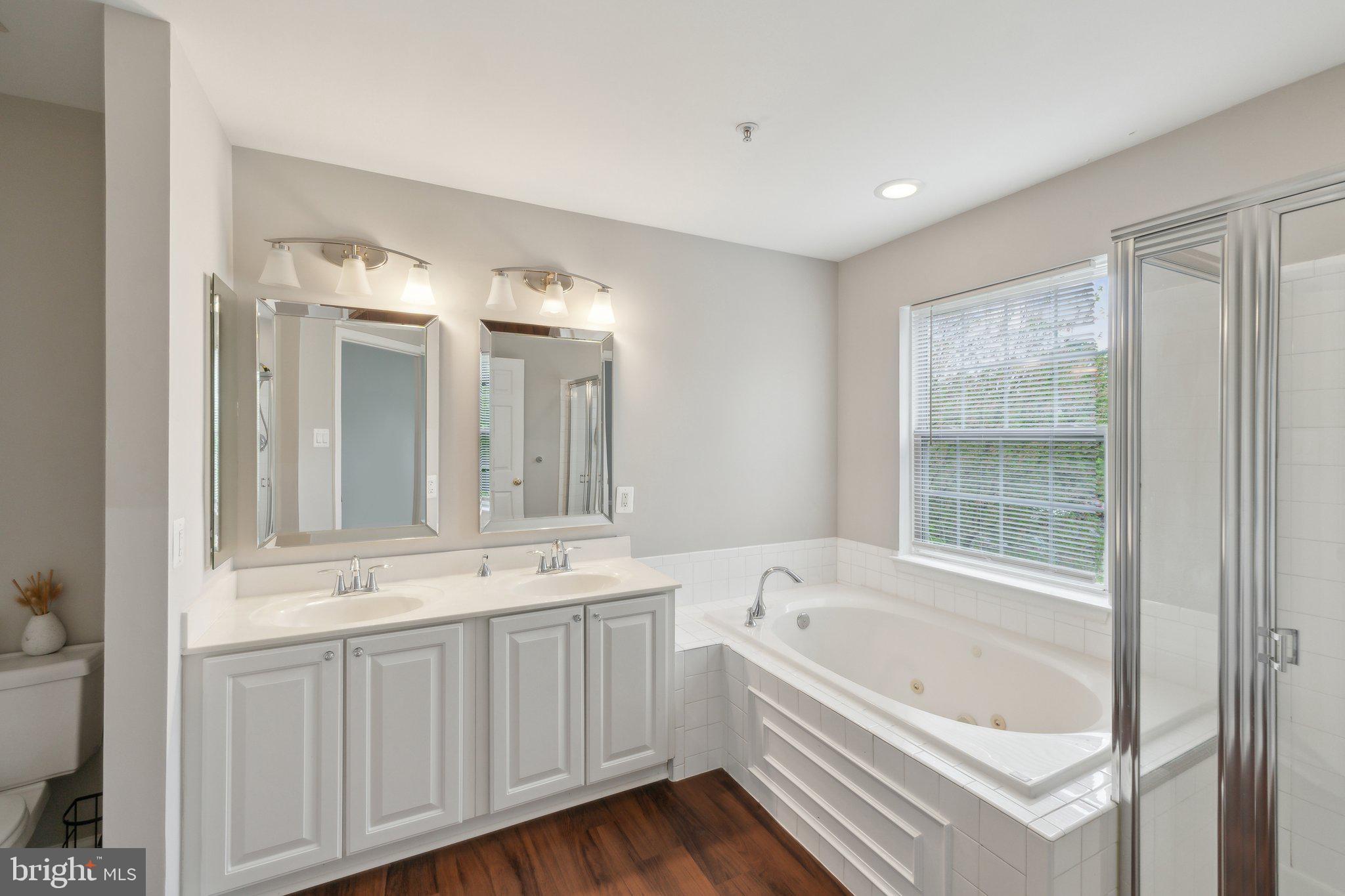 OATLAND FARM - Residential Lease