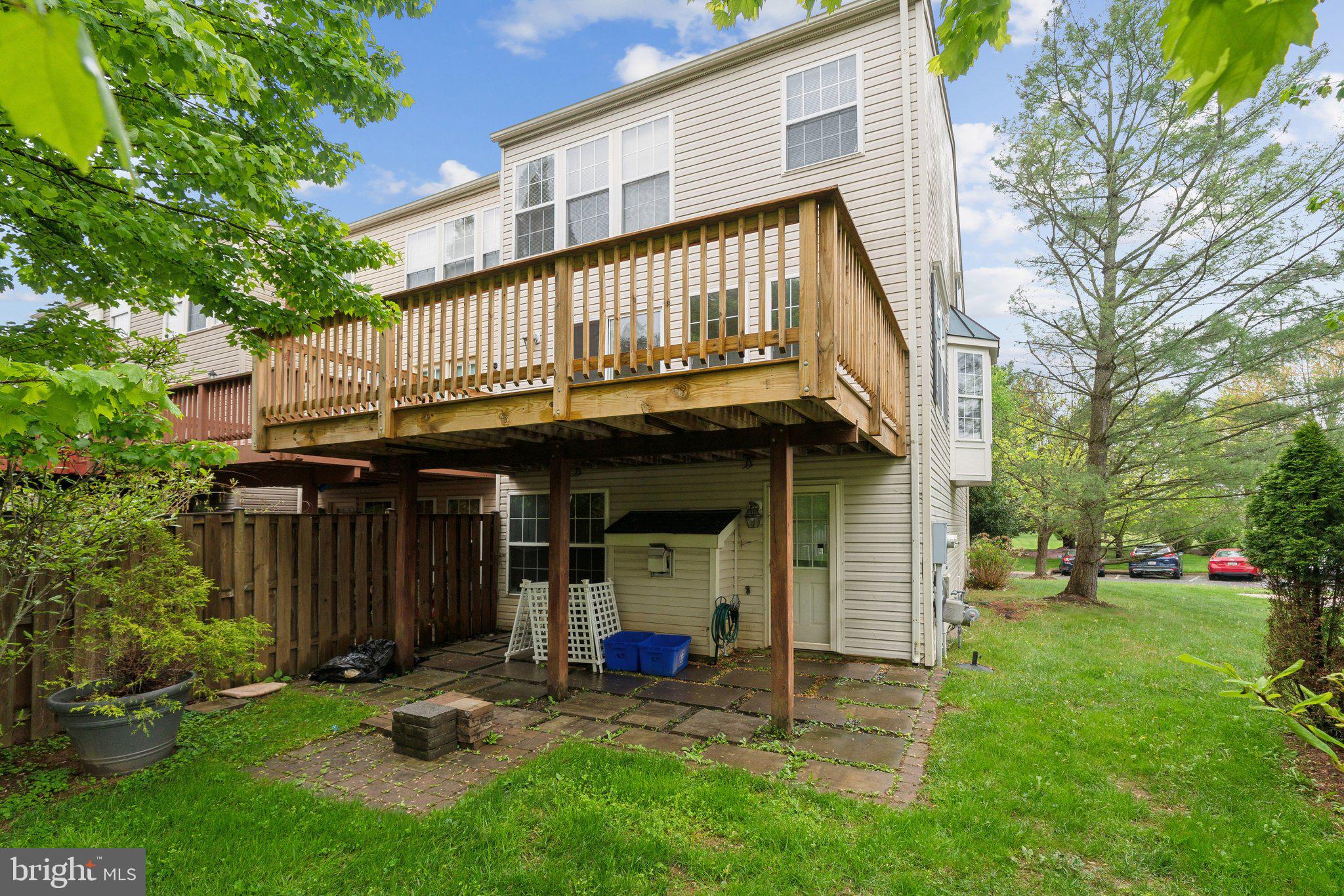 OATLAND FARM - Residential Lease