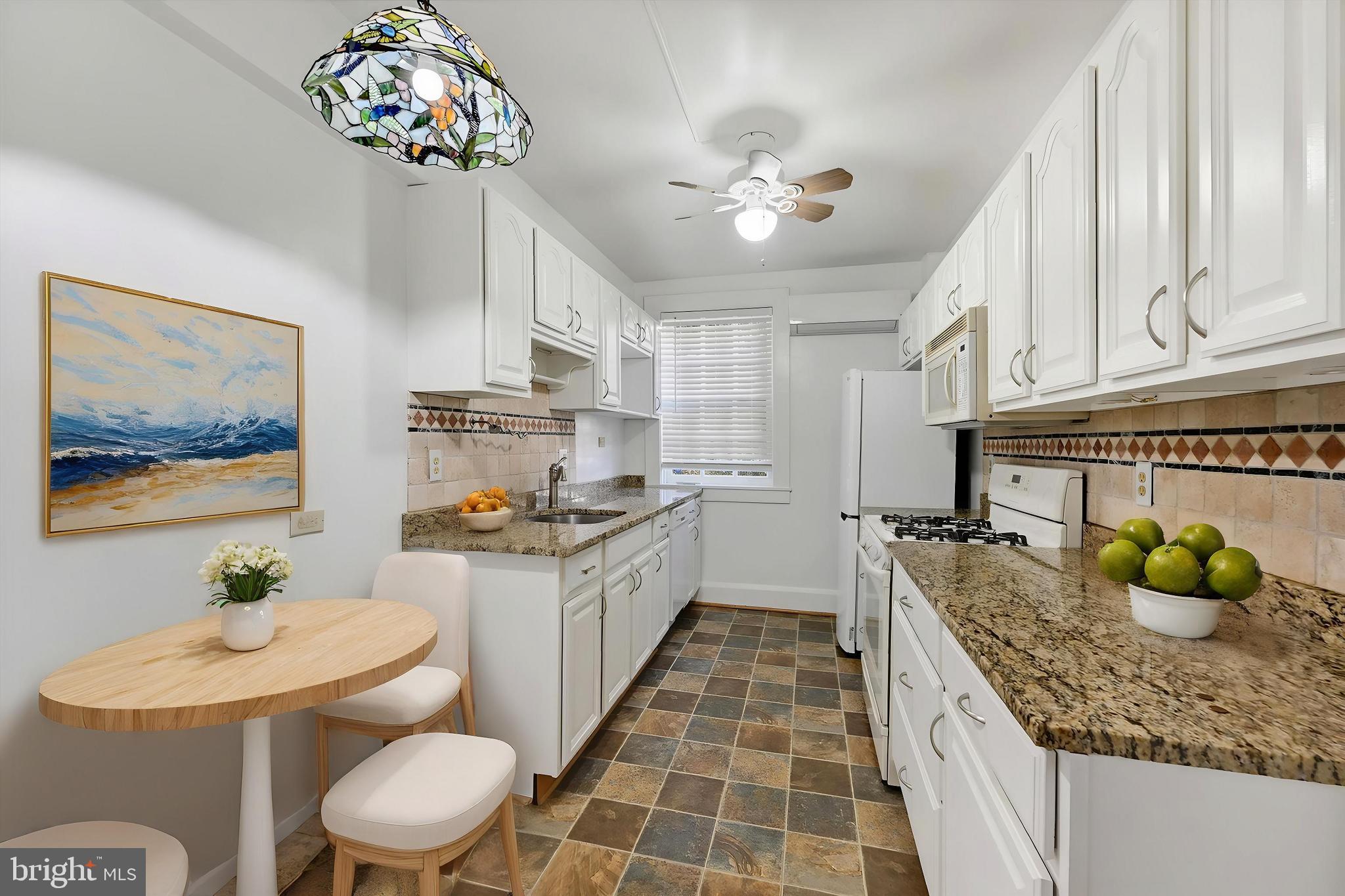 220 STONY RUN LANE DG