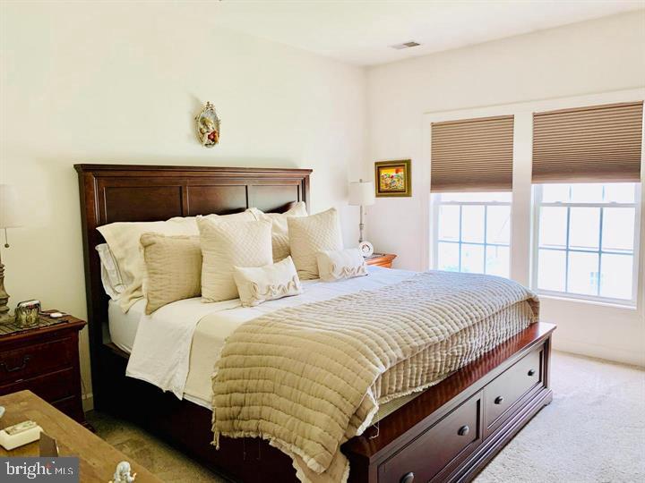 VILLAGES OF URBANA - Residential Lease