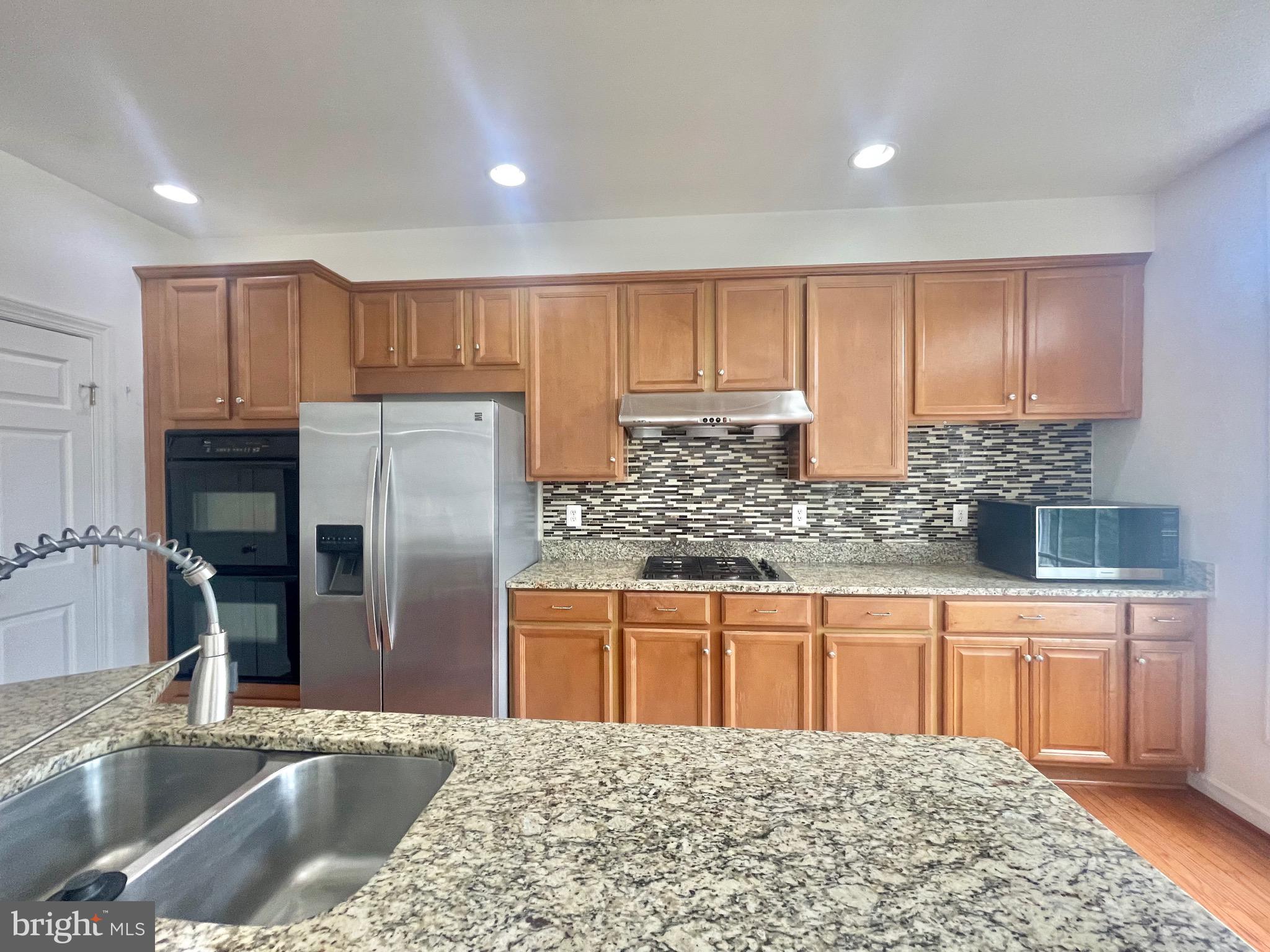 VILLAGES OF URBANA - Residential Lease