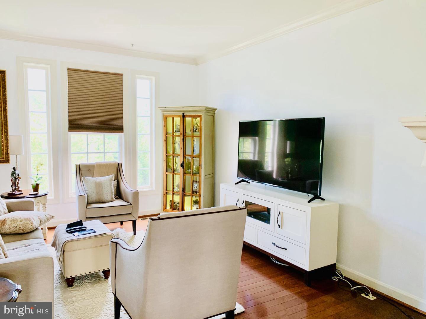 VILLAGES OF URBANA - Residential Lease