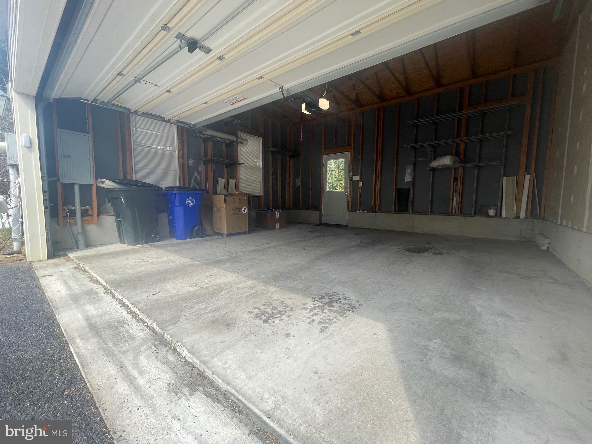 VILLAGES OF URBANA - Residential Lease