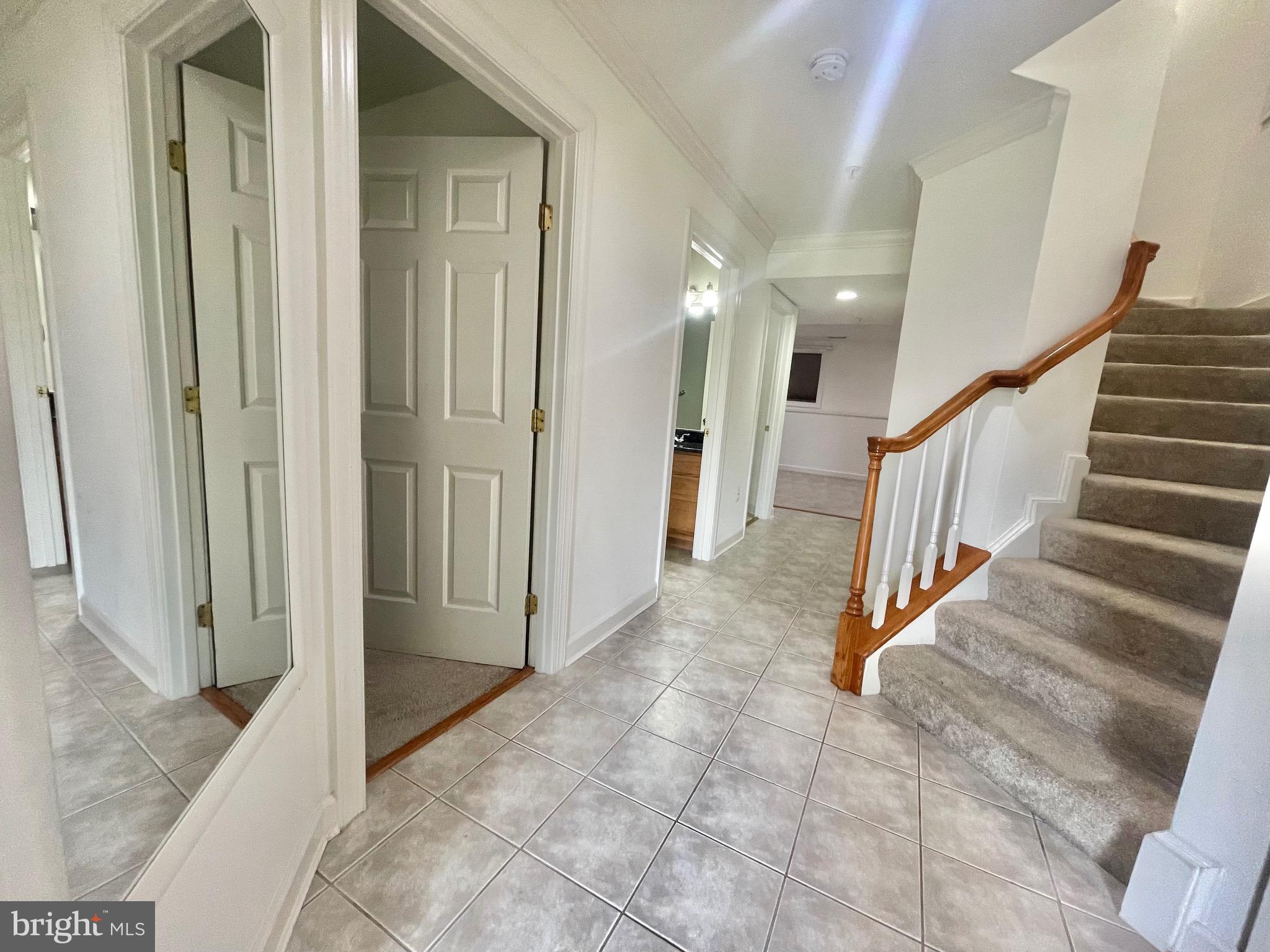 VILLAGES OF URBANA - Residential Lease