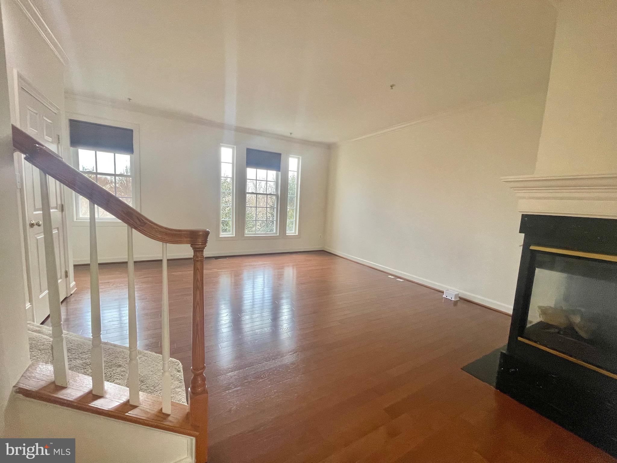 VILLAGES OF URBANA - Residential Lease