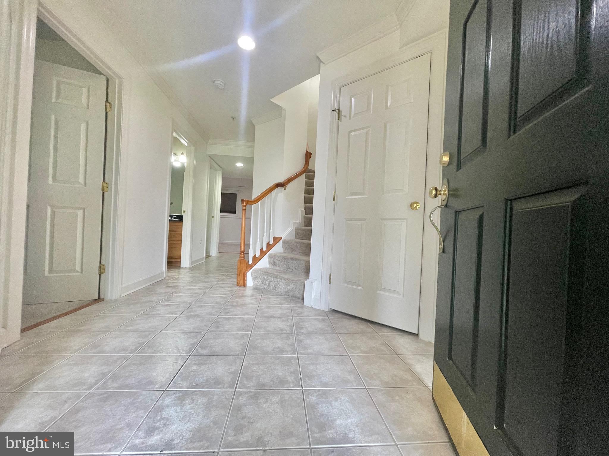 VILLAGES OF URBANA - Residential Lease