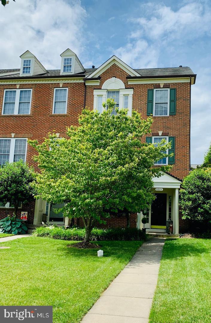 VILLAGES OF URBANA - Residential Lease