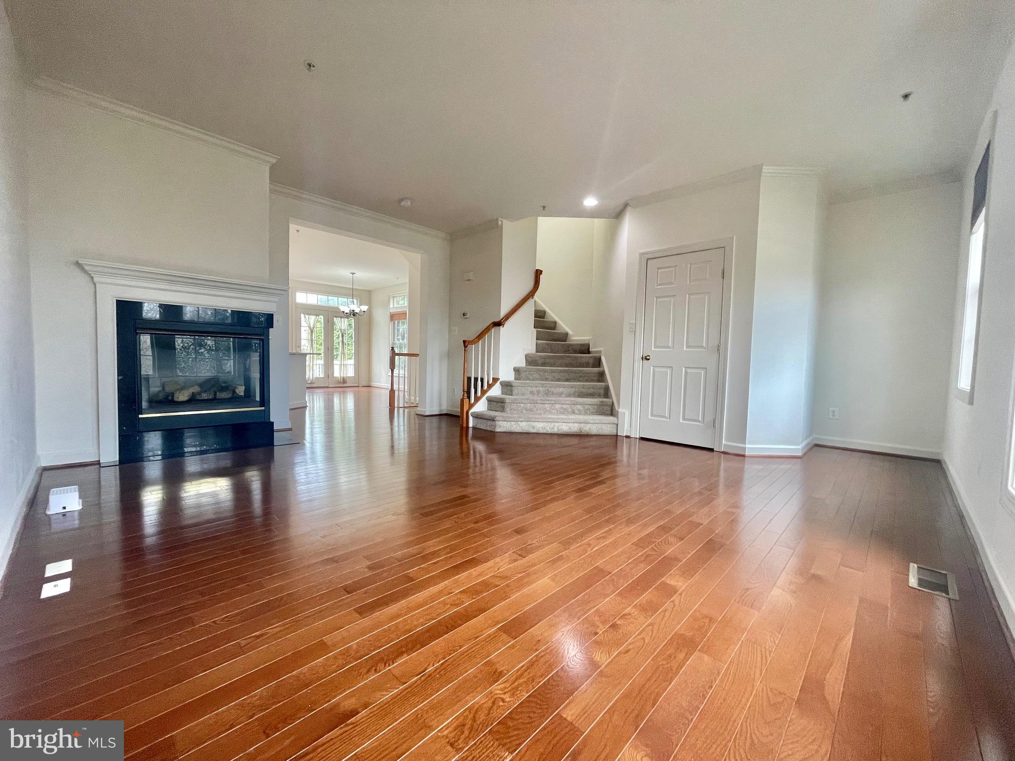 VILLAGES OF URBANA - Residential Lease