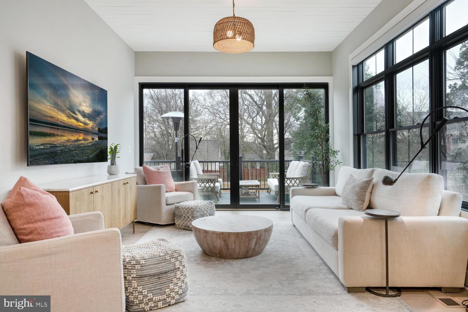 LYON PARK - Residential