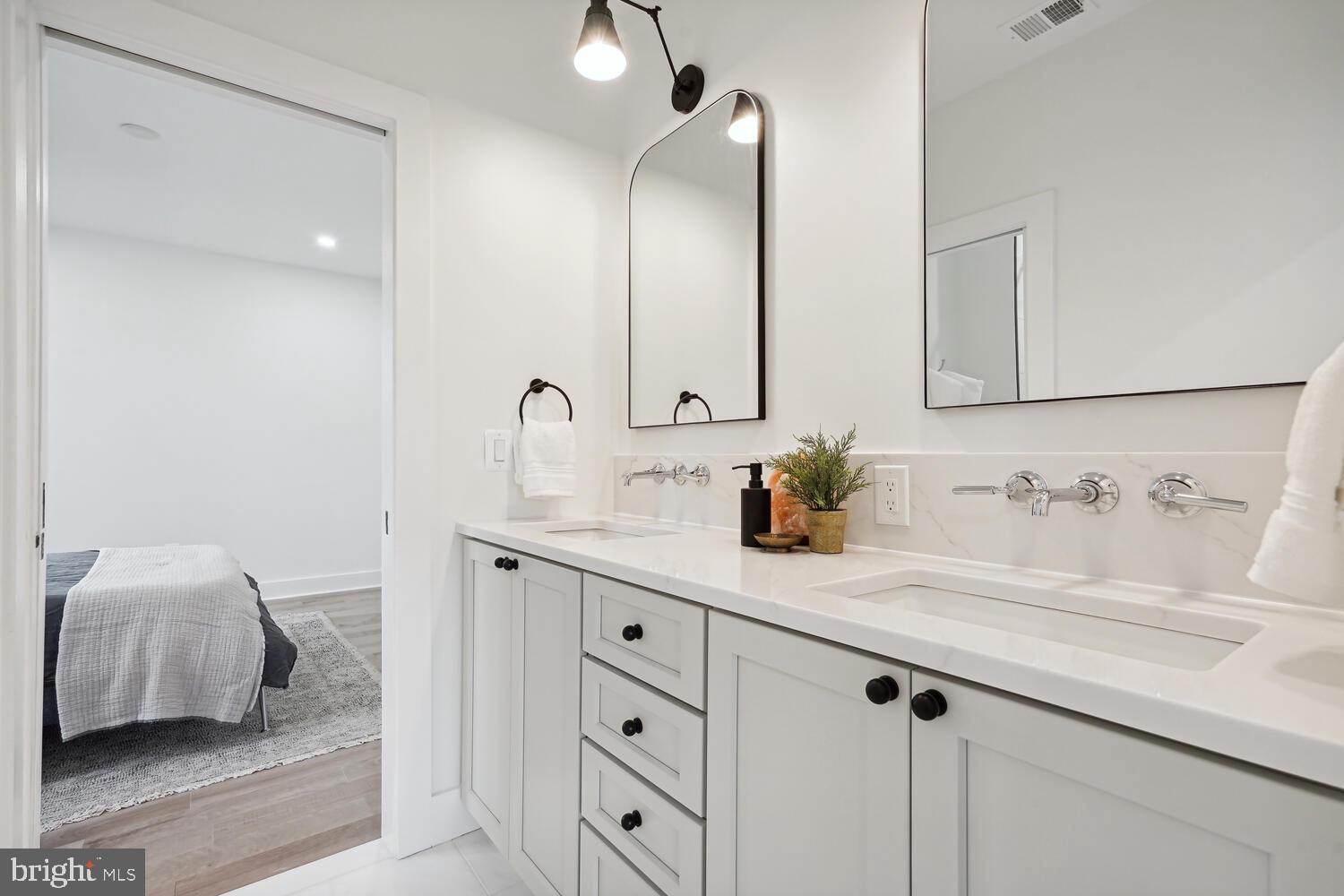 LYON PARK - Residential