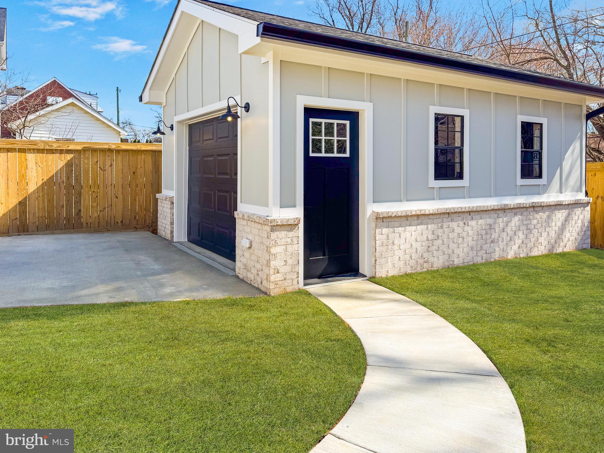 LYON PARK - Residential