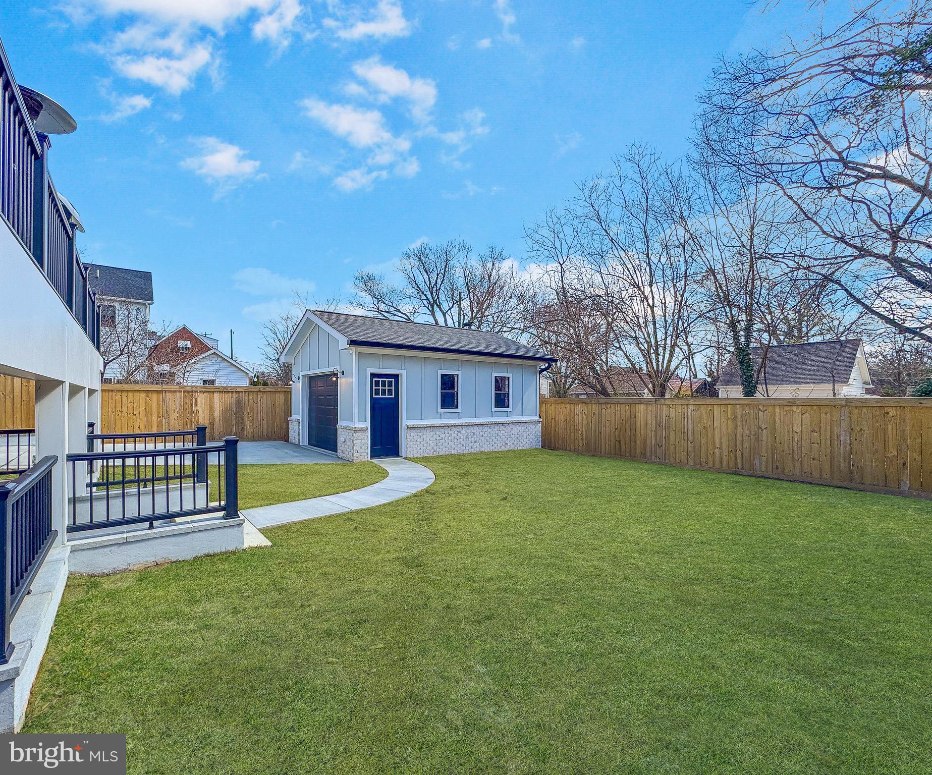 LYON PARK - Residential