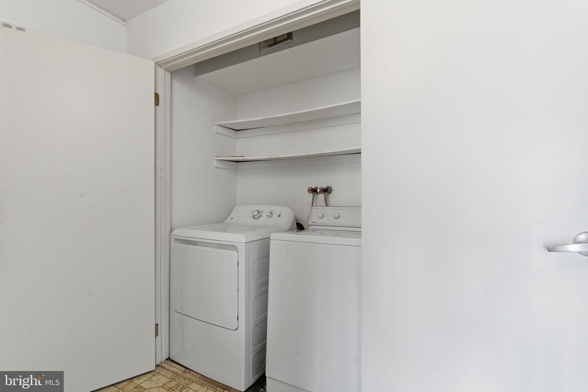 WASHINGTON SQ WEST - Residential