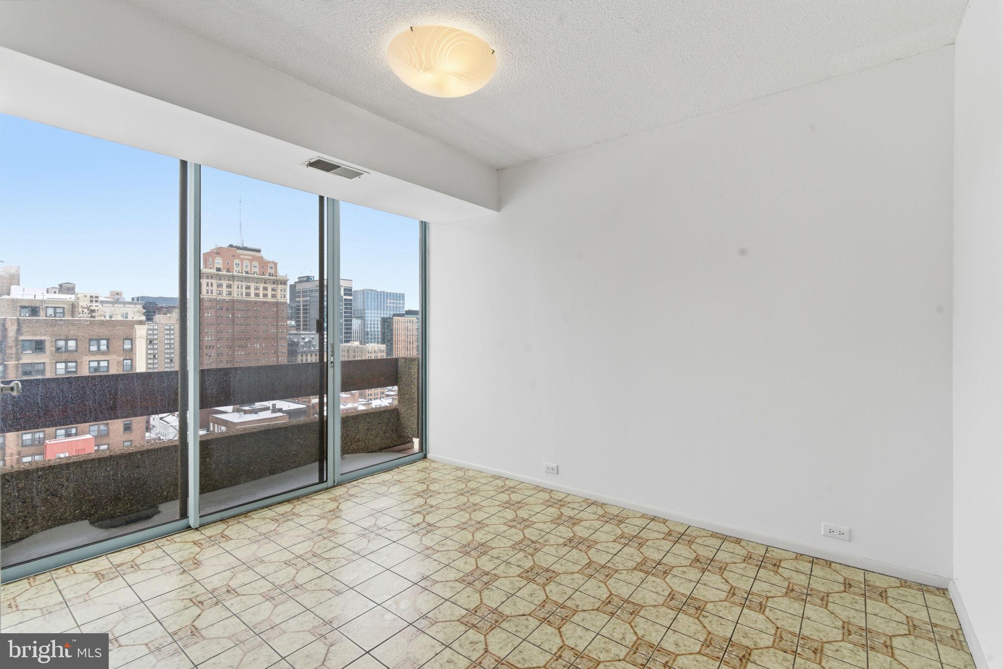 WASHINGTON SQ WEST - Residential