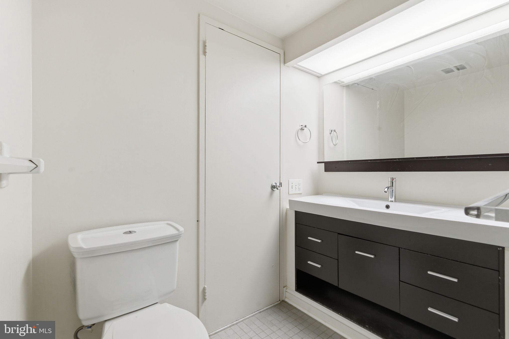 WASHINGTON SQ WEST - Residential