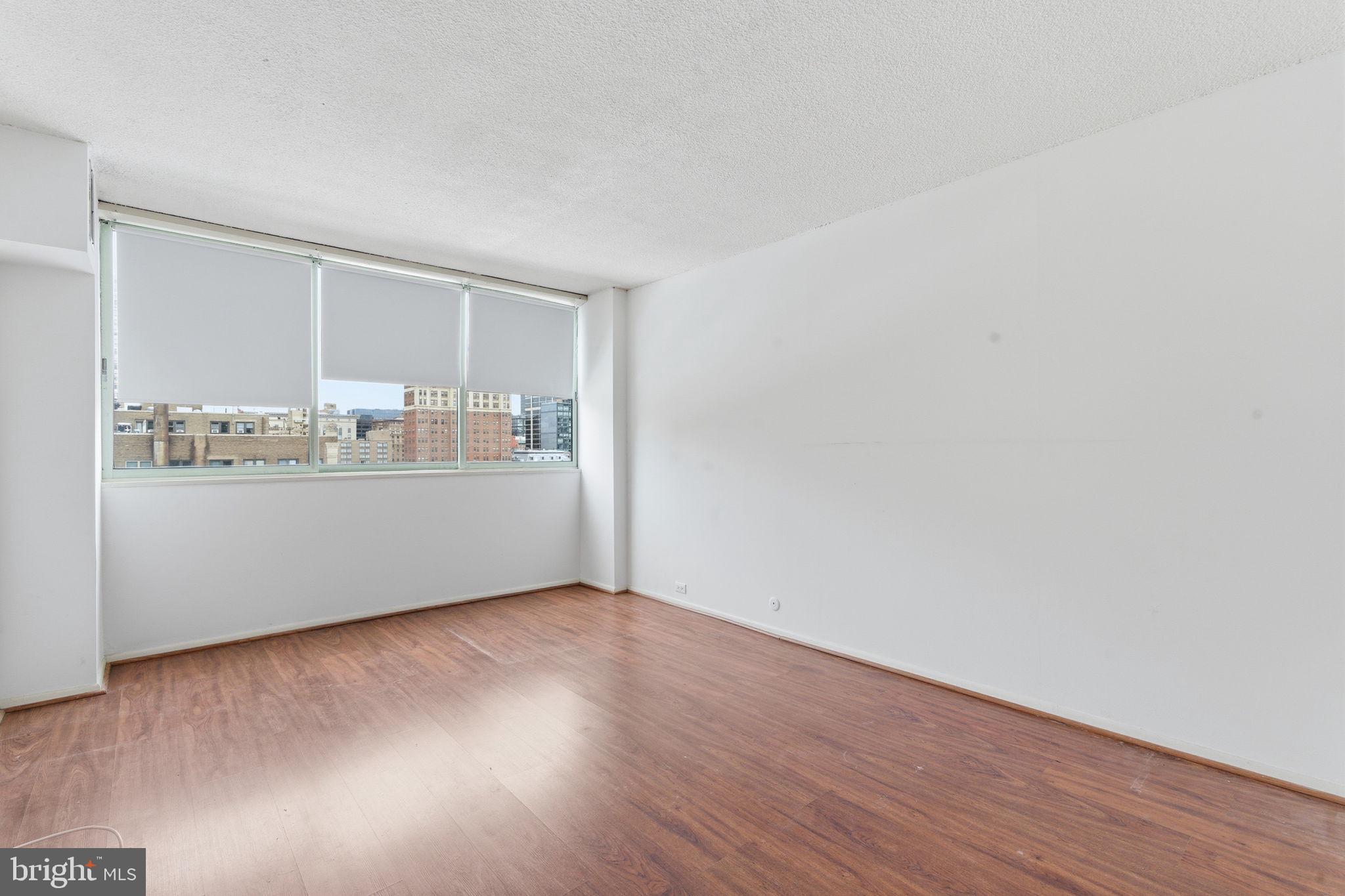 WASHINGTON SQ WEST - Residential