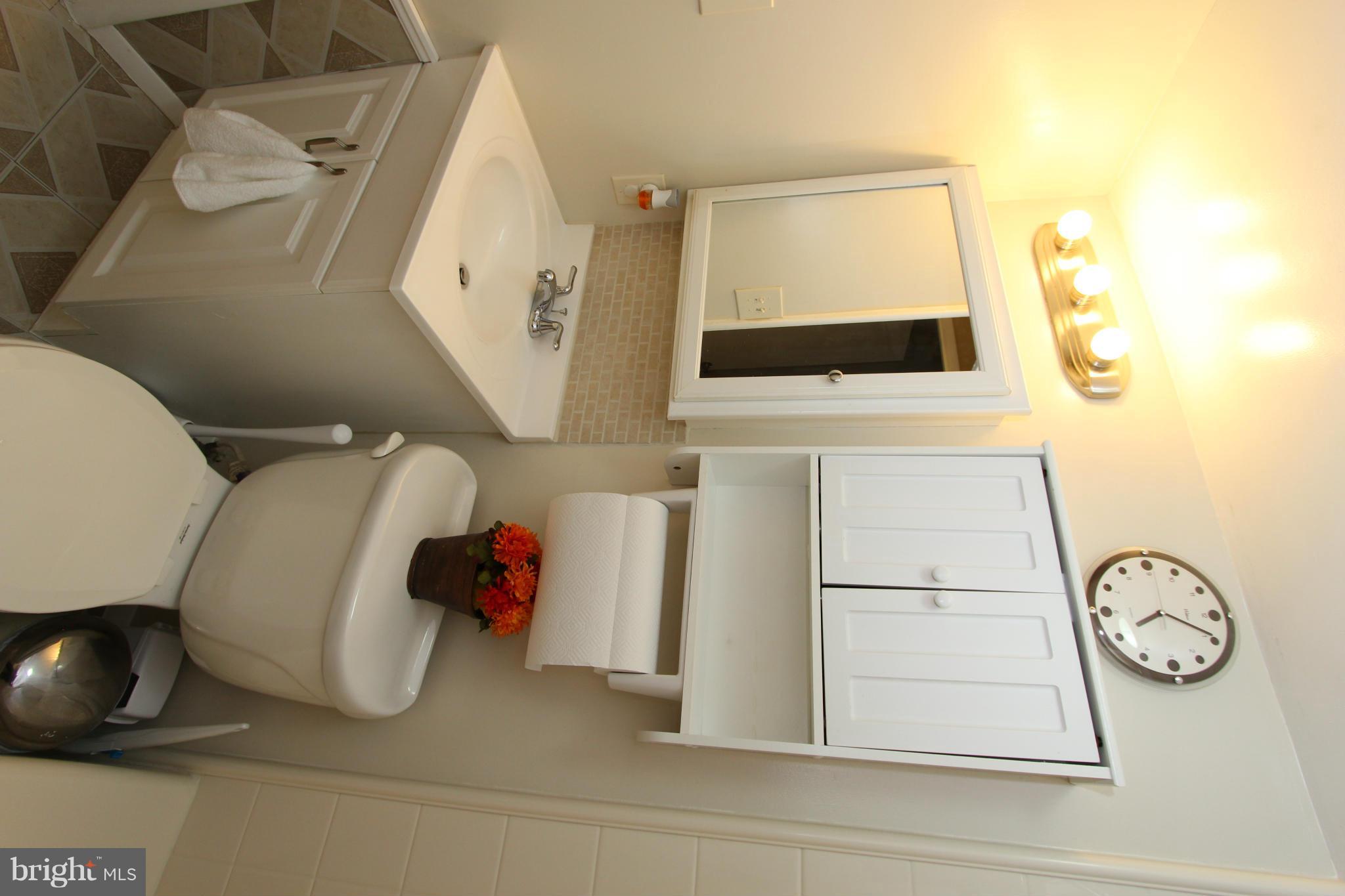 TWENTY-ONE - Residential