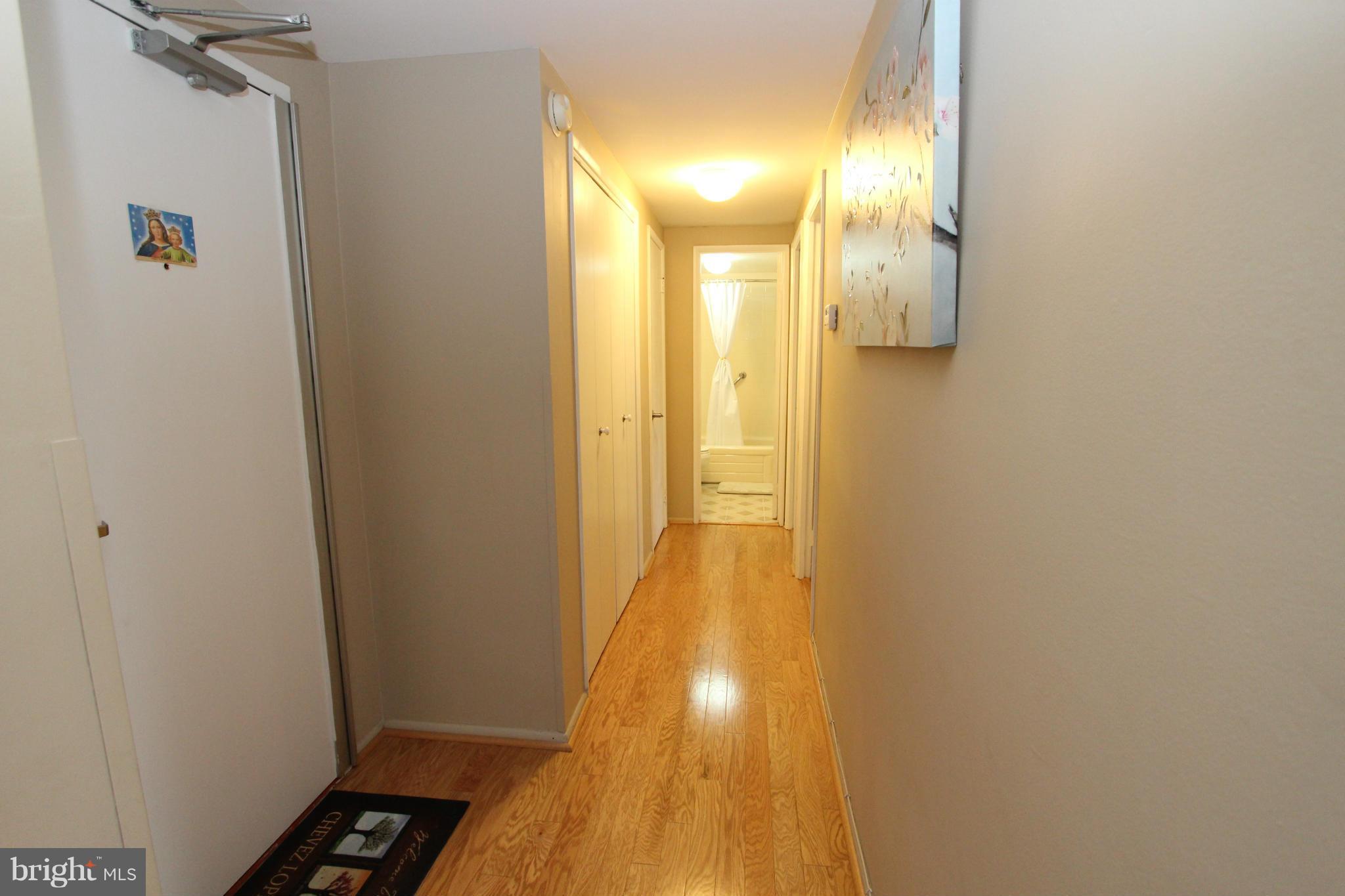 TWENTY-ONE - Residential