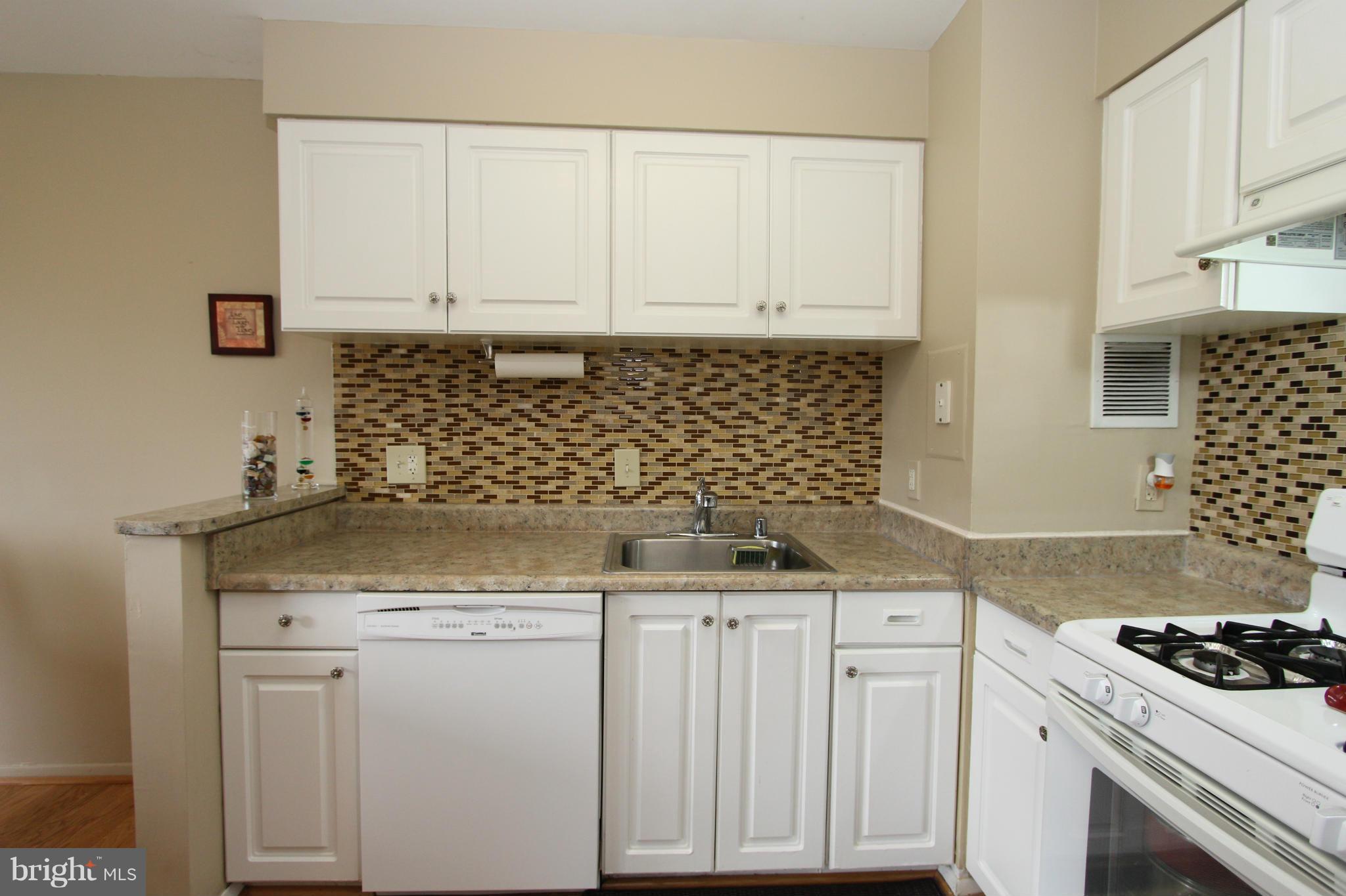 TWENTY-ONE - Residential