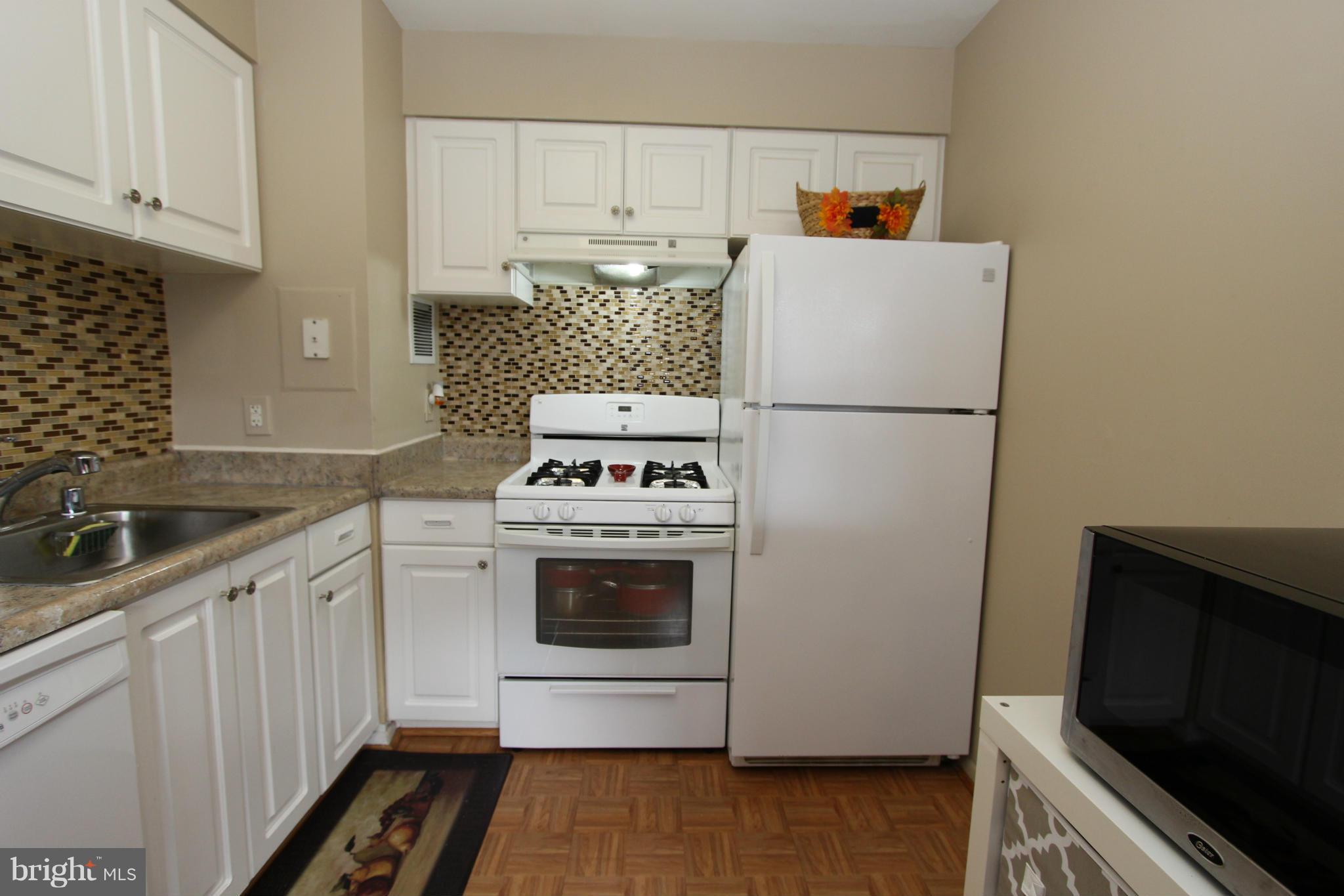 TWENTY-ONE - Residential