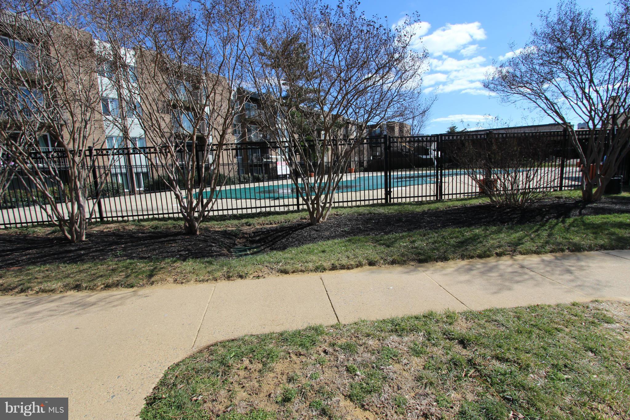 TWENTY-ONE - Residential