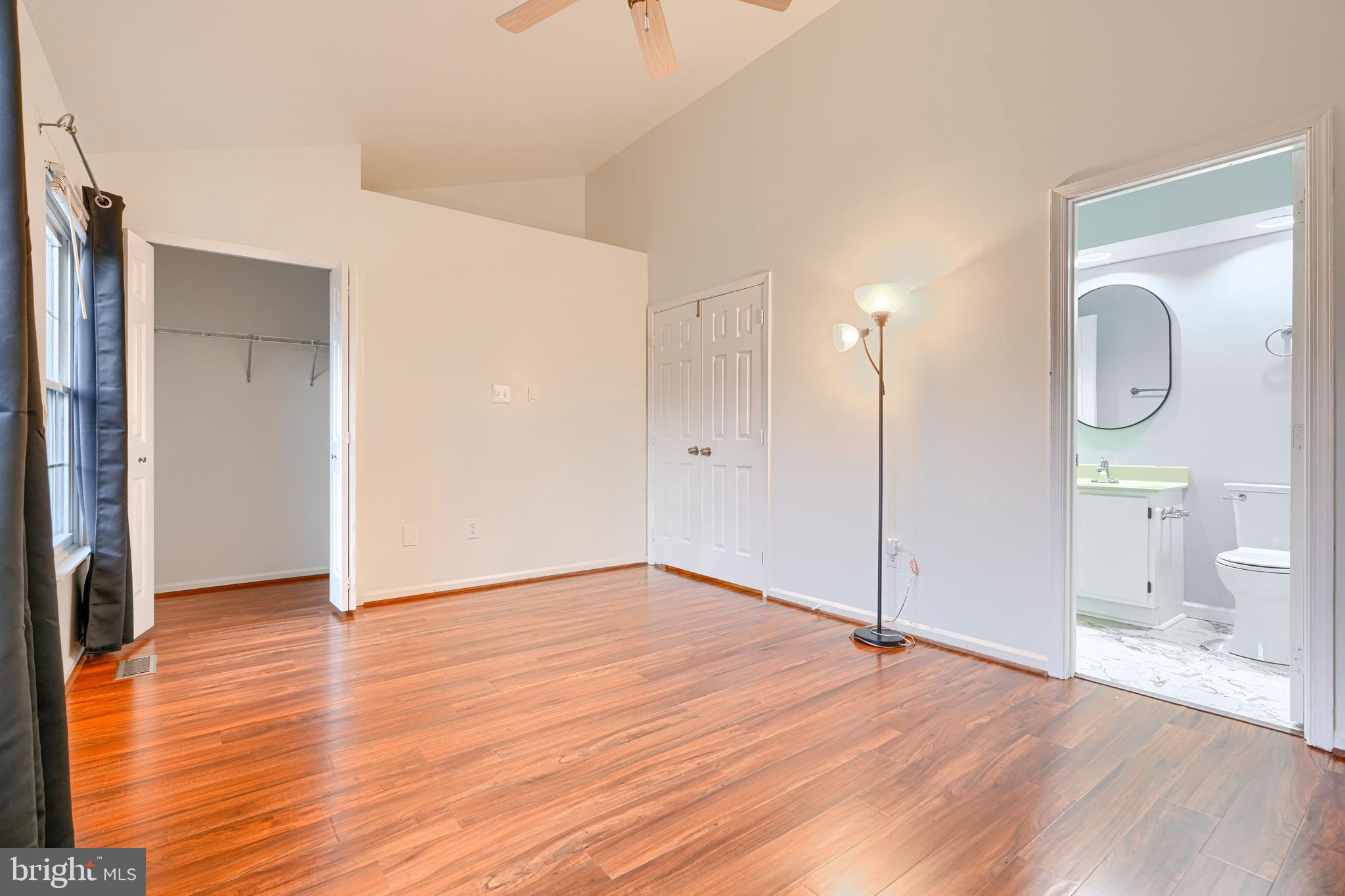 CONSTANT FRIENDSHIP - Residential Lease