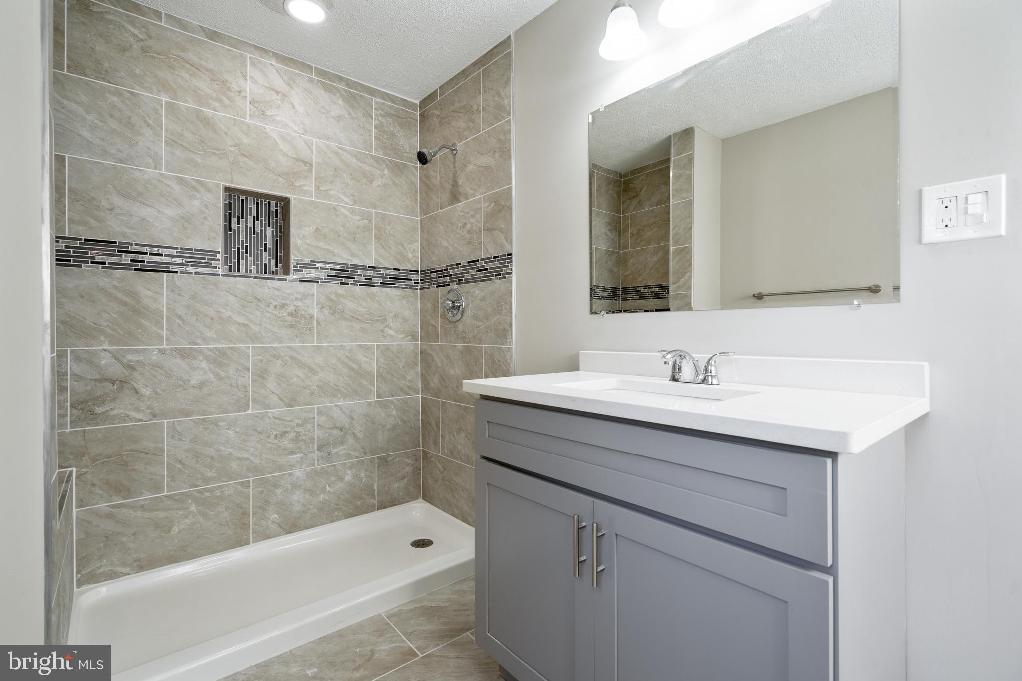 BALTIMORE HIGHLANDS - Residential