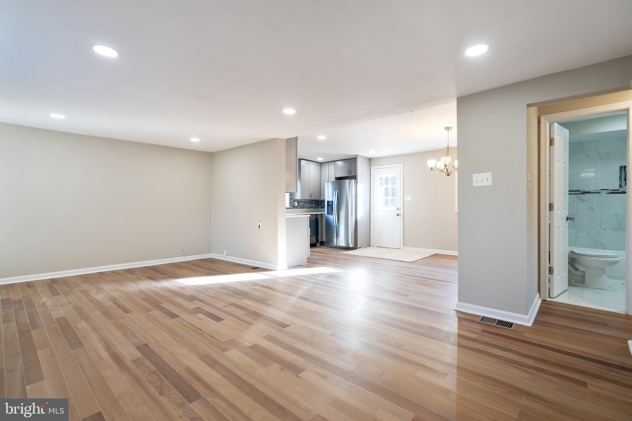 BALTIMORE HIGHLANDS - Residential