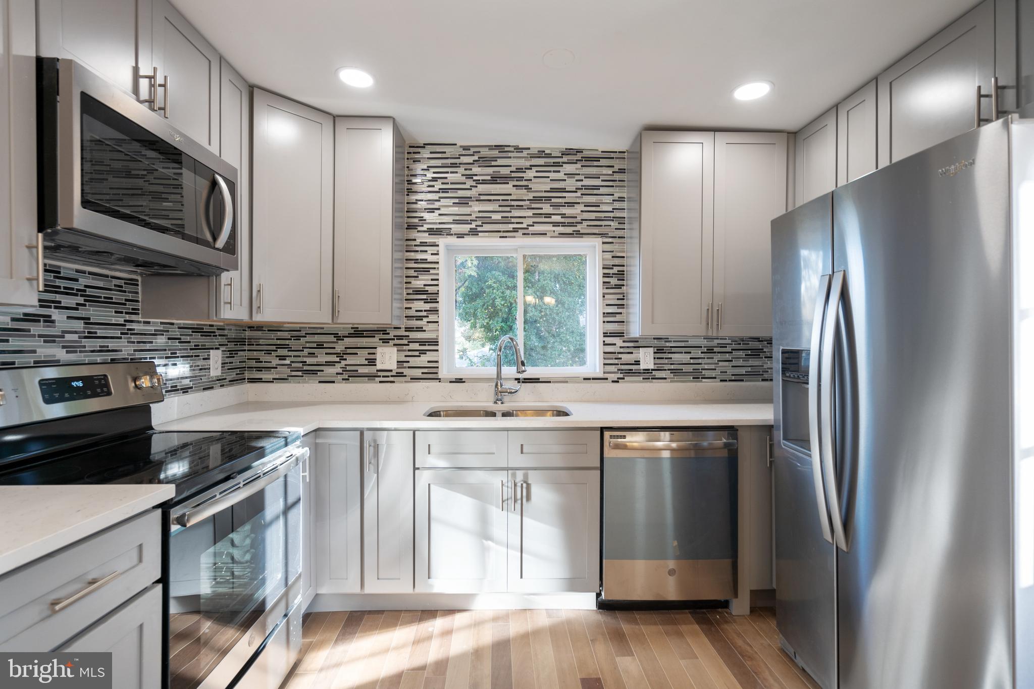 BALTIMORE HIGHLANDS - Residential