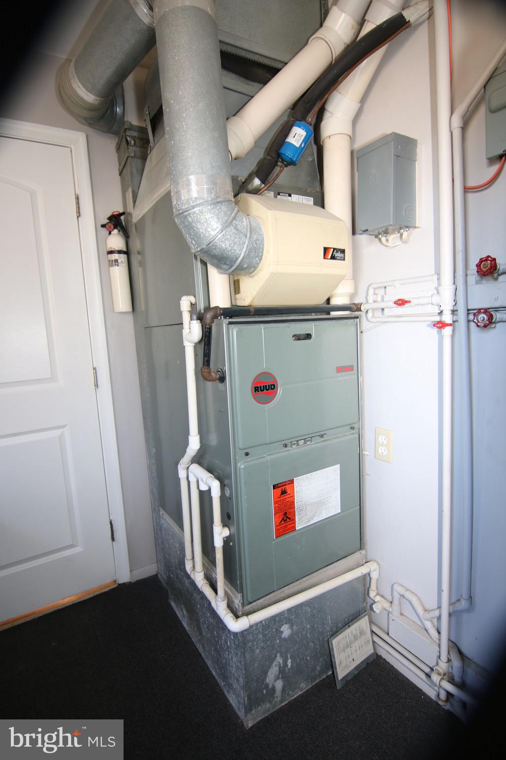 THE PROVINCES - Residential