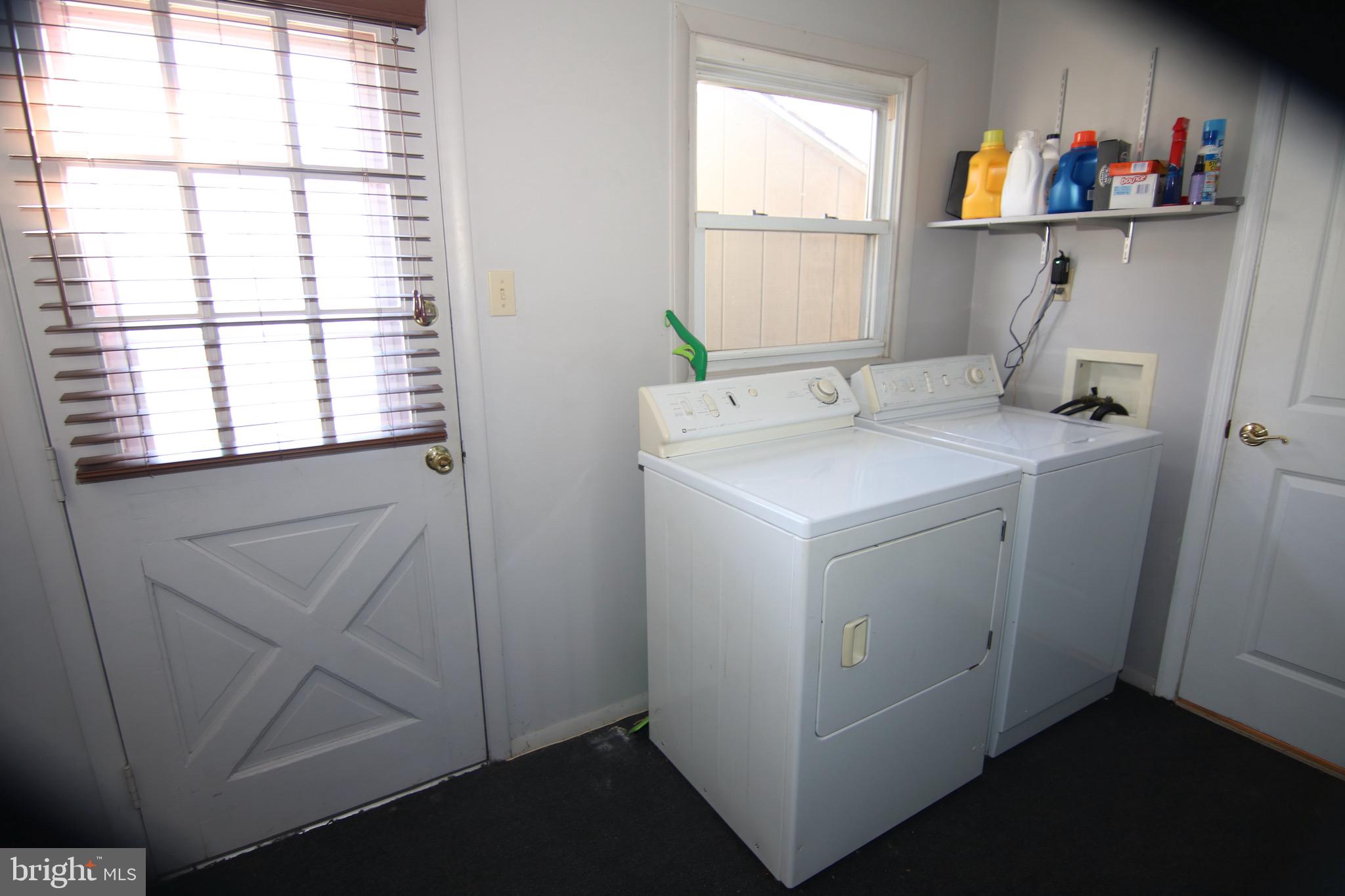 THE PROVINCES - Residential