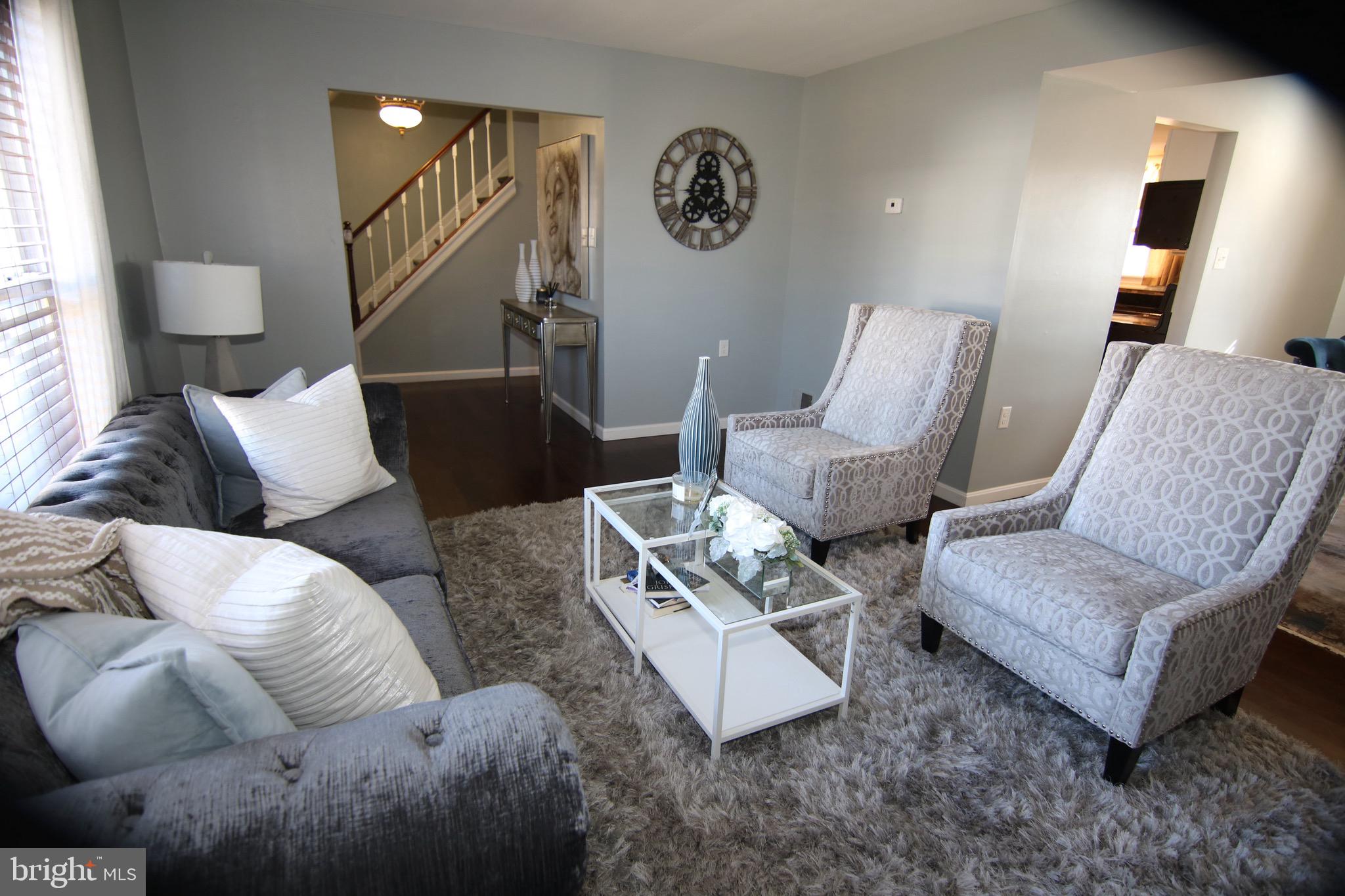 THE PROVINCES - Residential