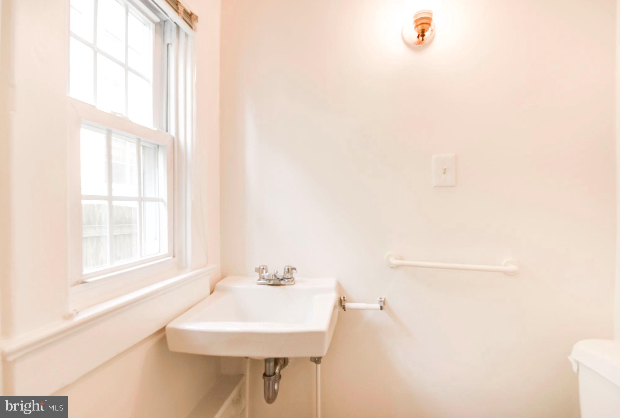 CHEVY CHASE - Residential Lease