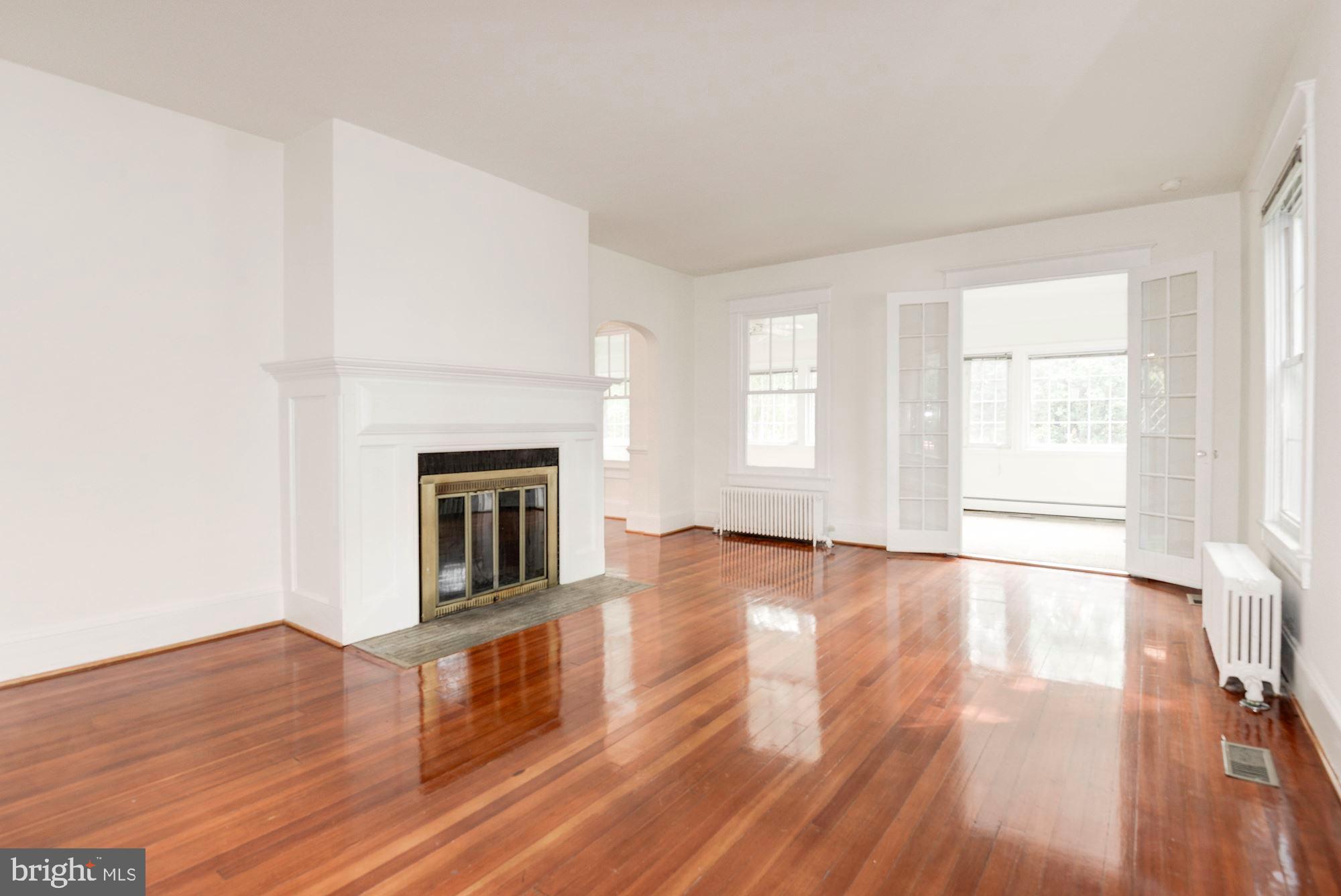 CHEVY CHASE - Residential Lease