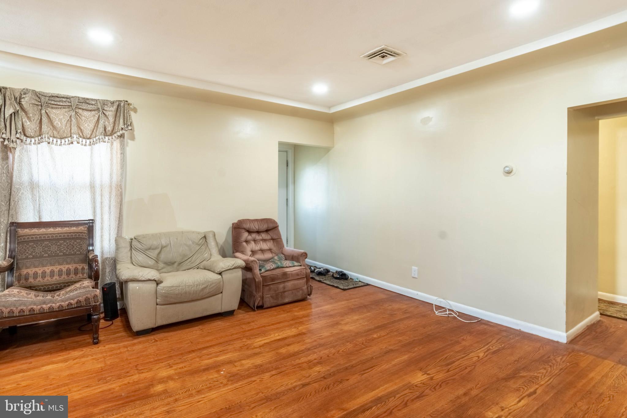 CATONSVILLE - Residential