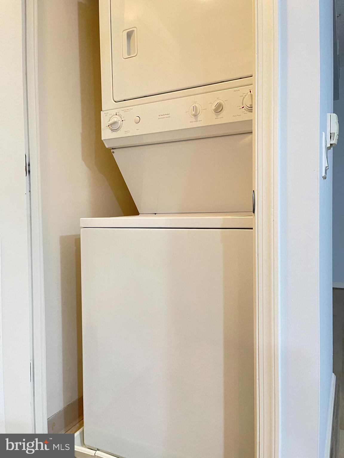 CRESCENT - Residential