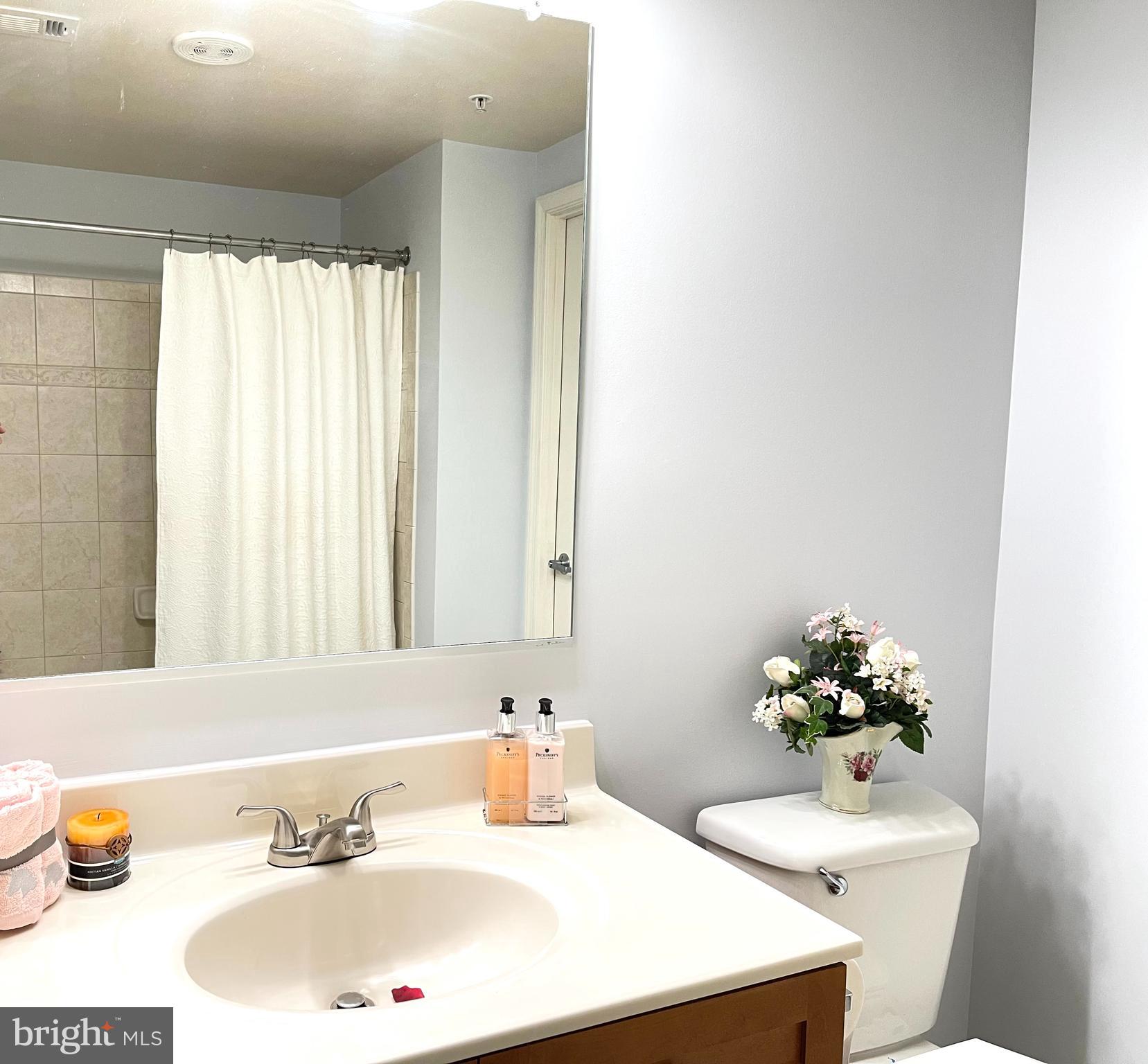 CRESCENT - Residential